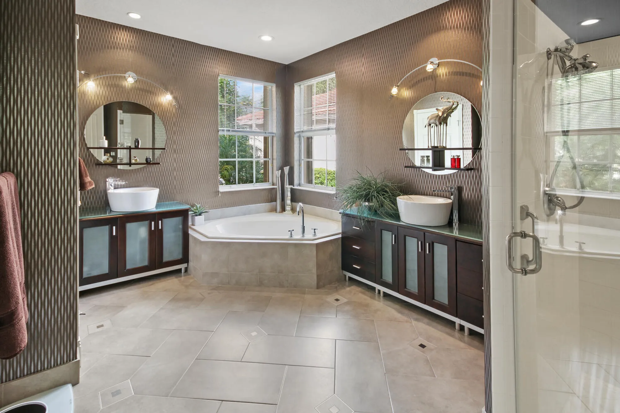 Property Slideshow image 31 of 78 | 6802 milani st, Lake Worth, FL, 33467