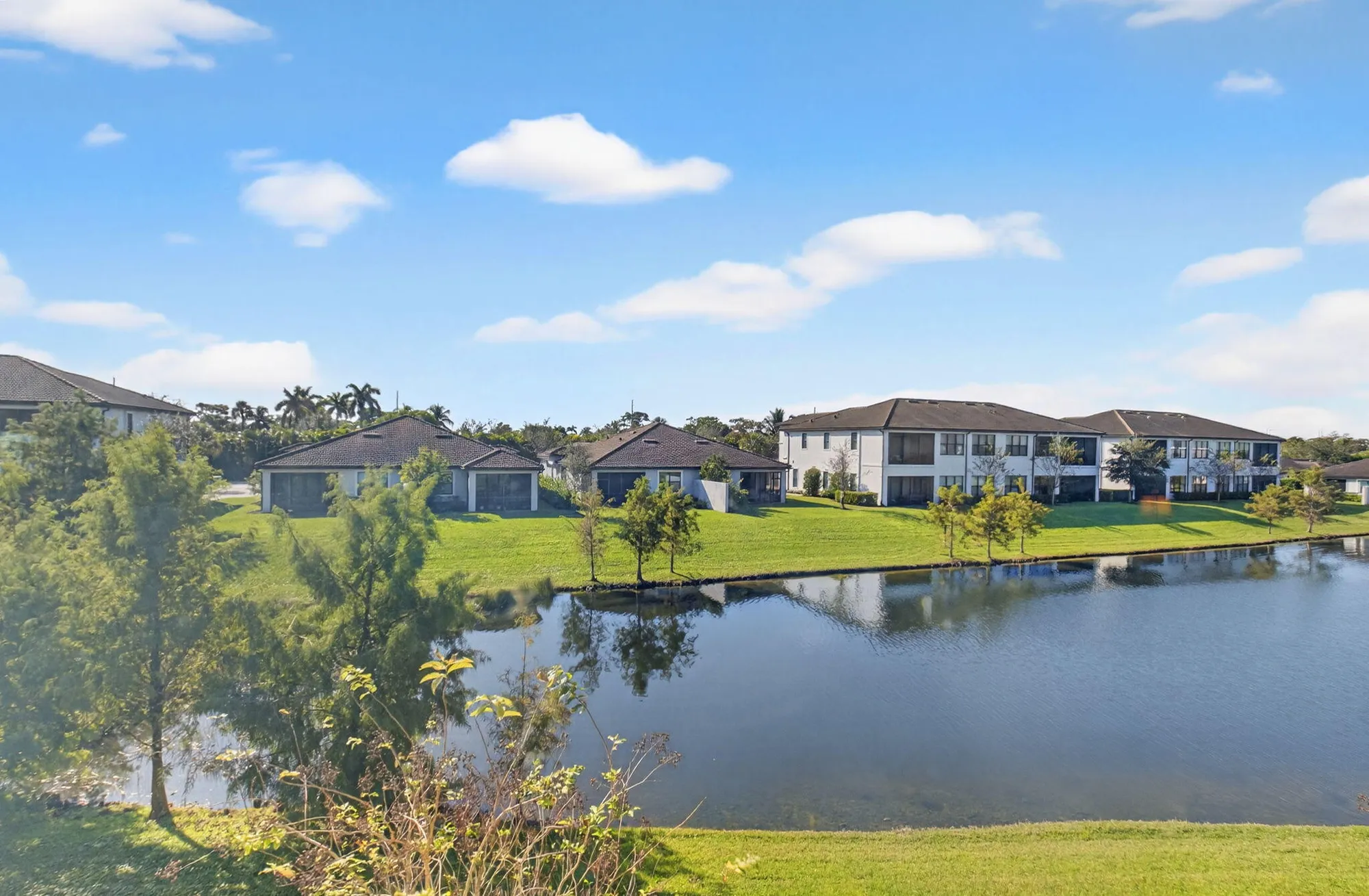 Property Slideshow image 19 of 47 | 21956 canadensis cir # 201, Boca Raton, FL, 33428
