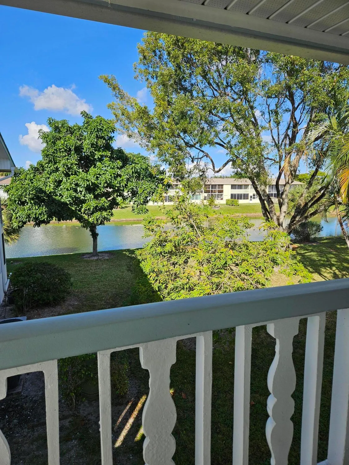 Property Slideshow image 1 of 12 | 133 camden f, West Palm Beach, FL, 33417