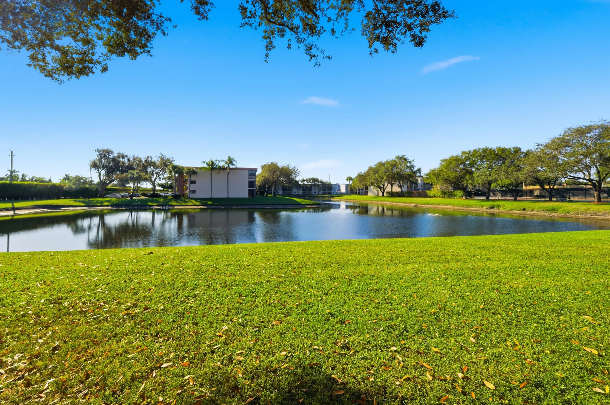 Property Slideshow image 25 of 70 | 15324 lakes of delray blvd apt 105, Delray Beach, FL, 33484
