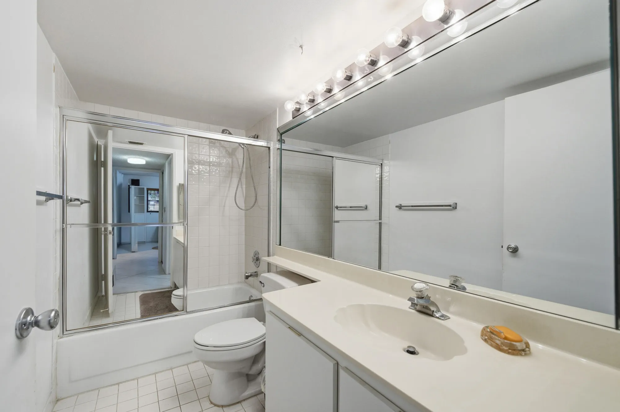 Property Slideshow image 22 of 70 | 15324 lakes of delray blvd apt 105, Delray Beach, FL, 33484