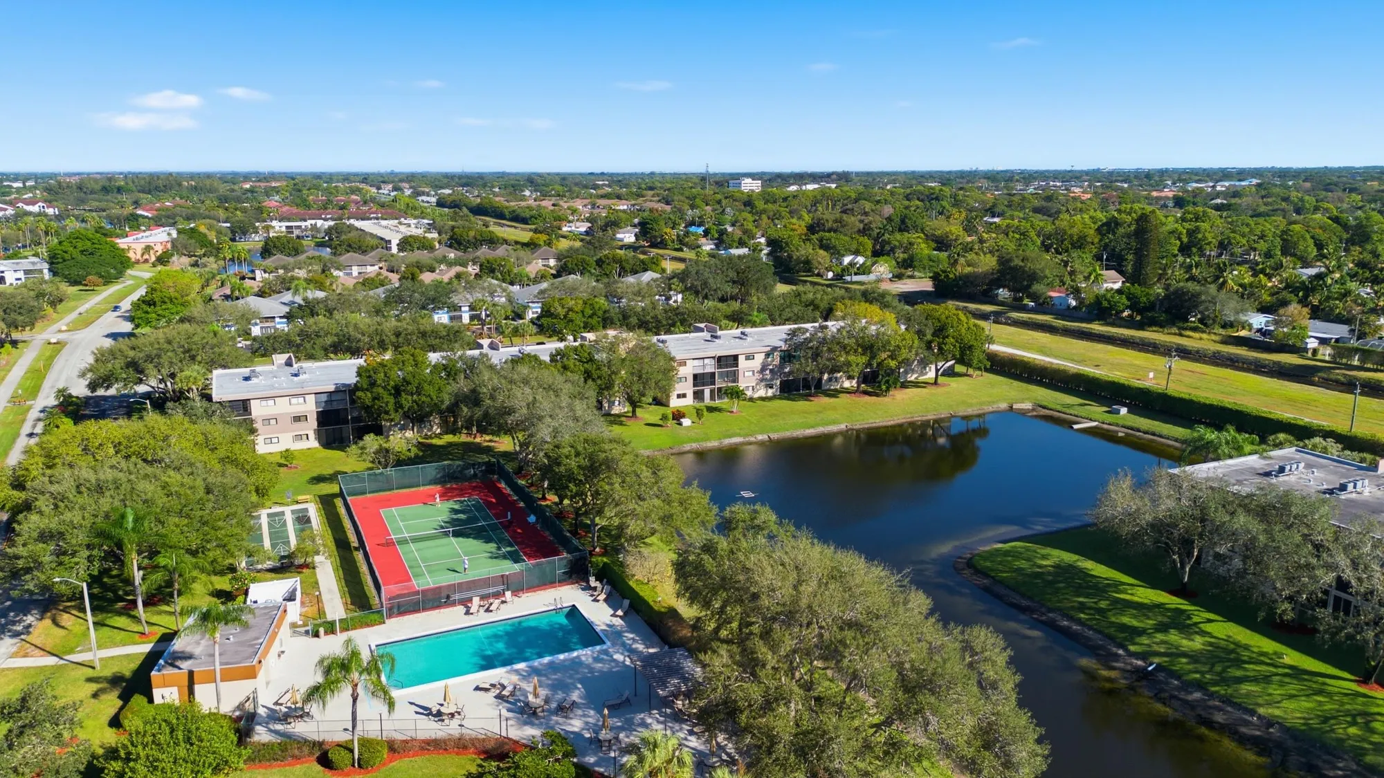 Property Slideshow image 35 of 70 | 15324 lakes of delray blvd apt 105, Delray Beach, FL, 33484