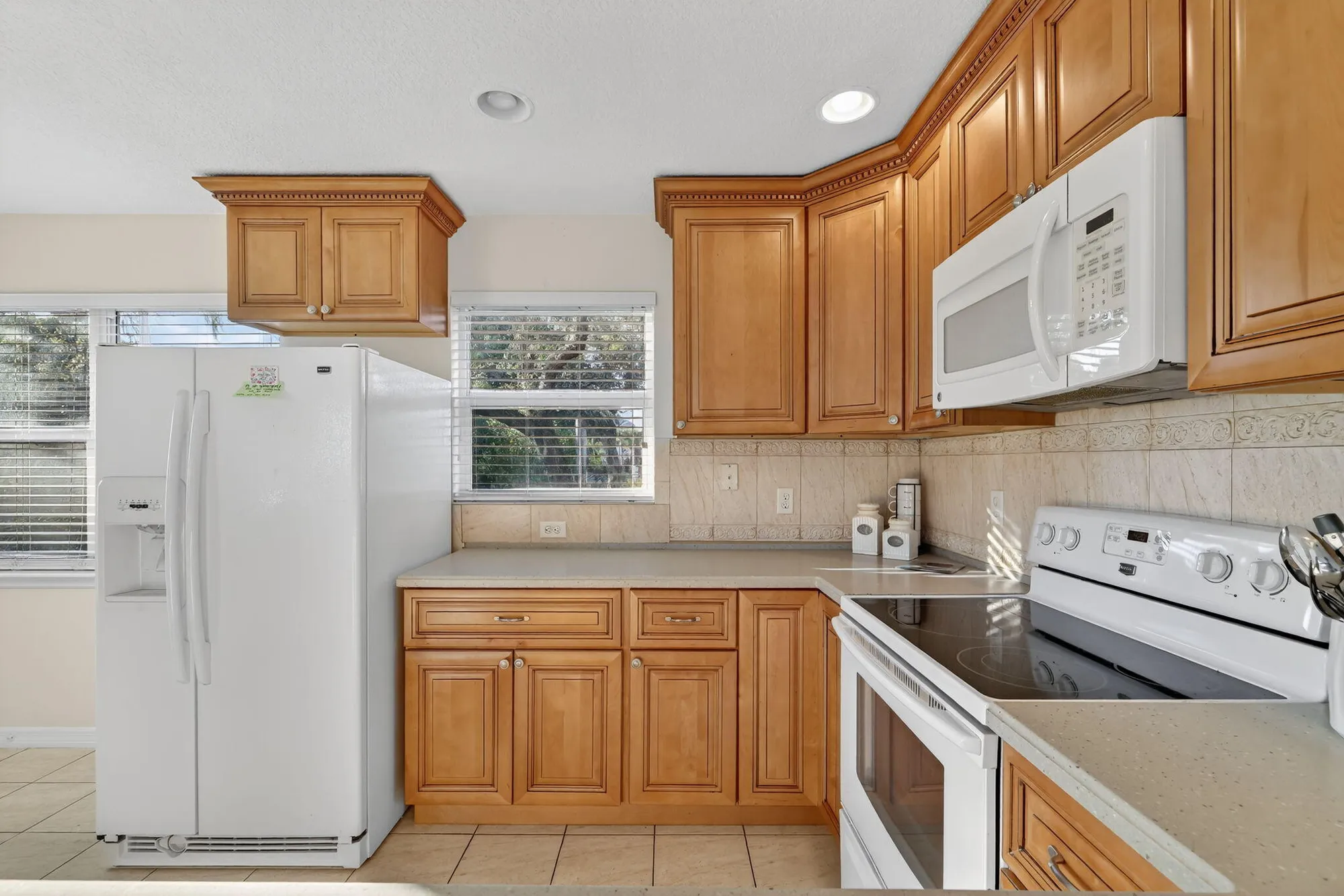 Property Slideshow image 5 of 33 | 2929 se ocean blvd apt 147-5, Stuart, FL, 34996