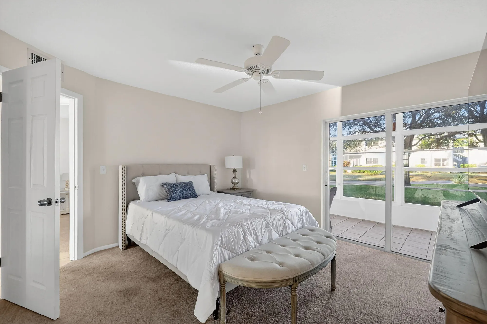 Property Slideshow image 16 of 33 | 2929 se ocean blvd apt 147-5, Stuart, FL, 34996