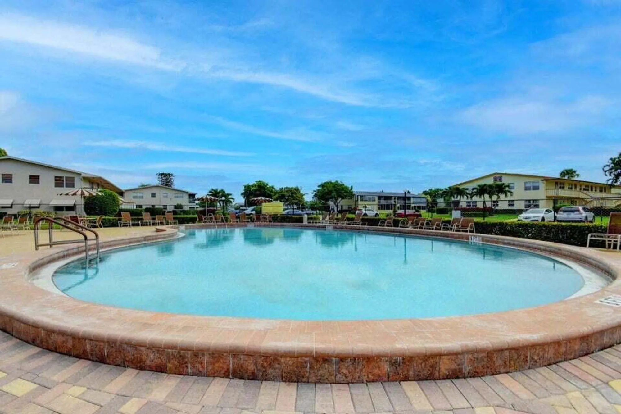 Property Slideshow image 16 of 28 | 76 dorchester d, West Palm Beach, FL, 33417