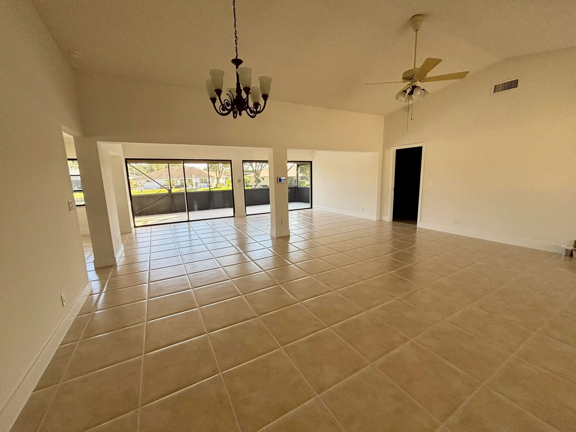Property Slideshow image 7 of 15 | 10920 ventura cir, Boynton Beach, FL, 33436