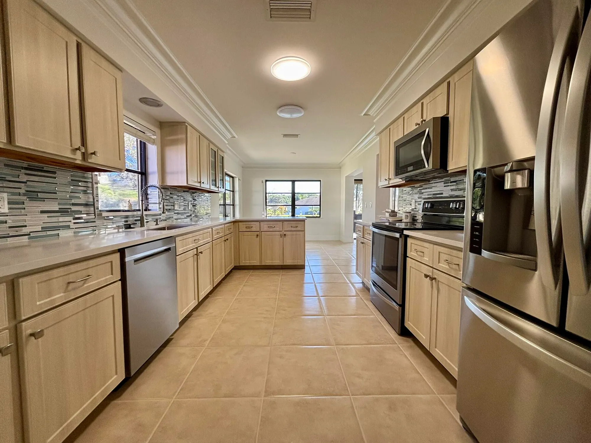 Property Slideshow image 4 of 15 | 10920 ventura cir, Boynton Beach, FL, 33436