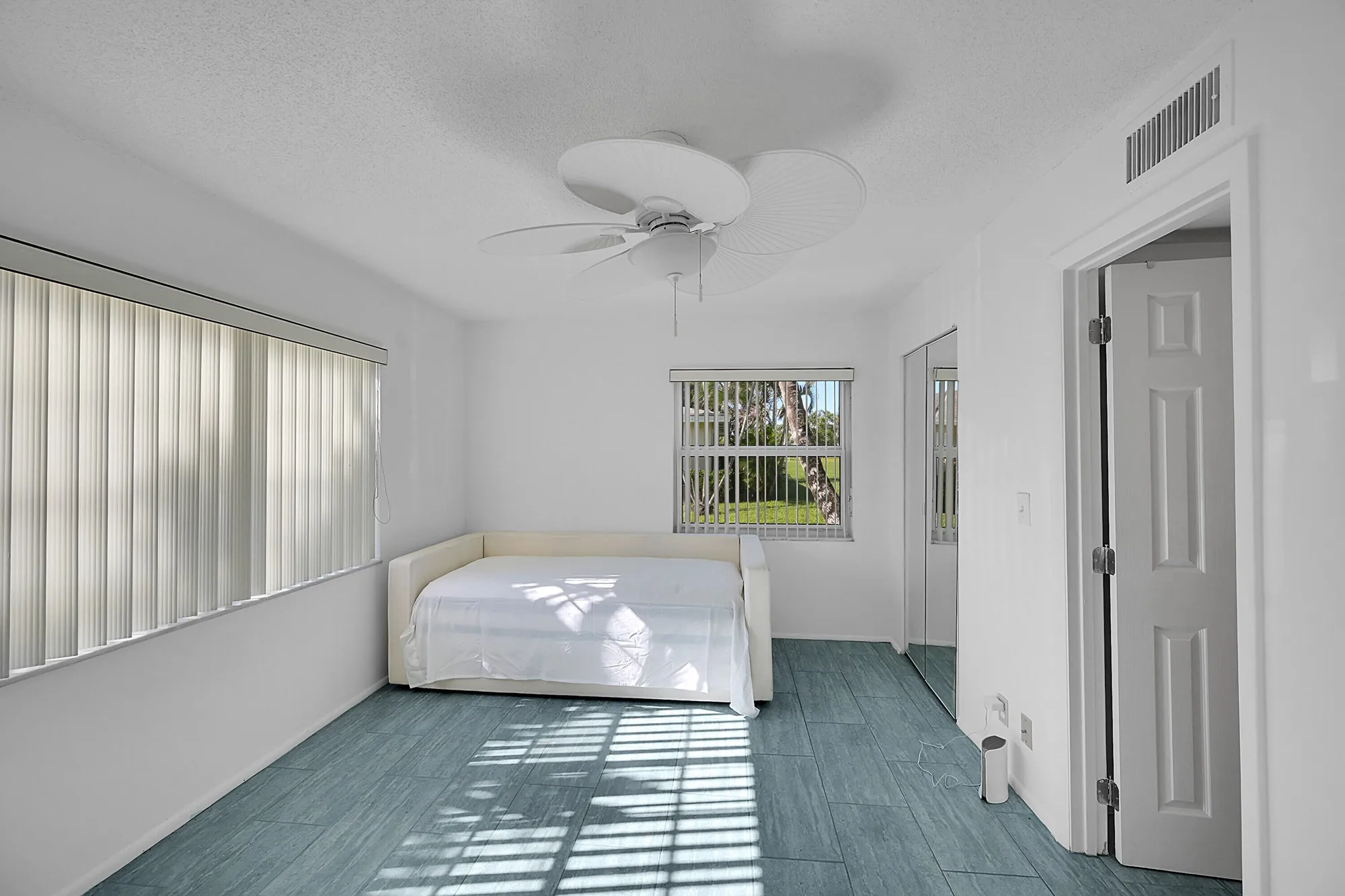 Property Slideshow image 24 of 30 | 13791 flora pl a, Delray Beach, FL, 33484