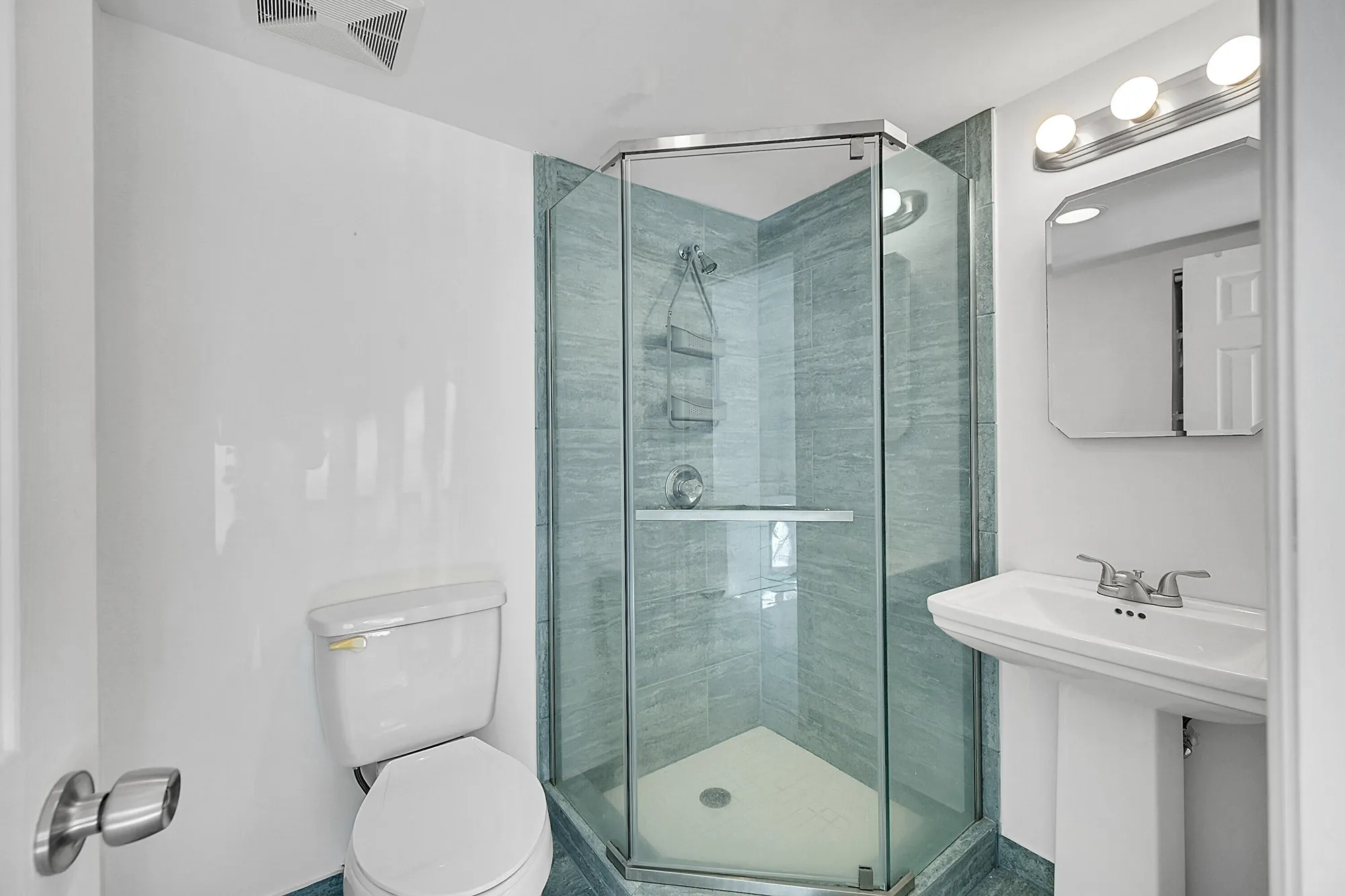 Property Slideshow image 26 of 30 | 13791 flora pl a, Delray Beach, FL, 33484