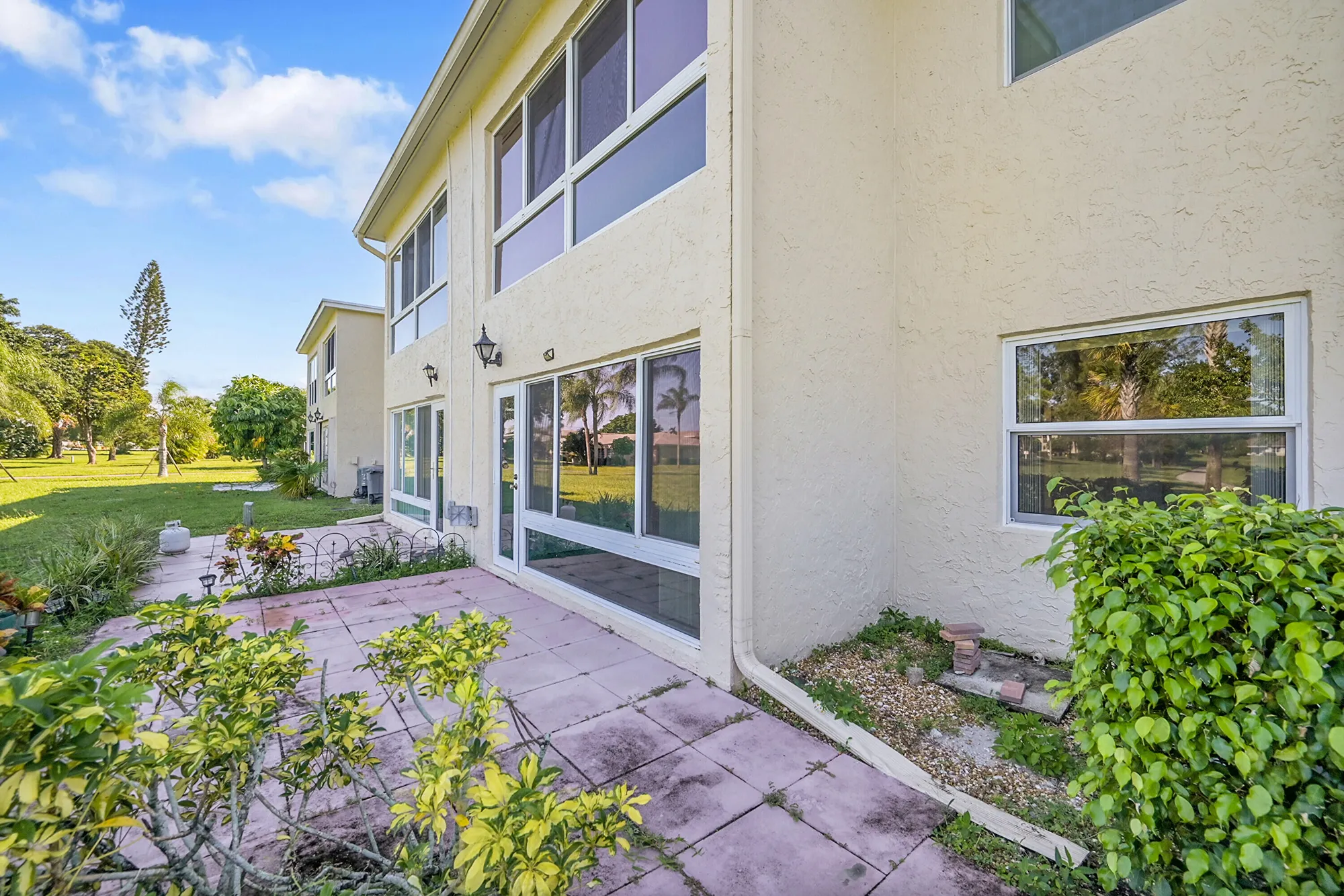 Property Slideshow image 28 of 30 | 13791 flora pl a, Delray Beach, FL, 33484