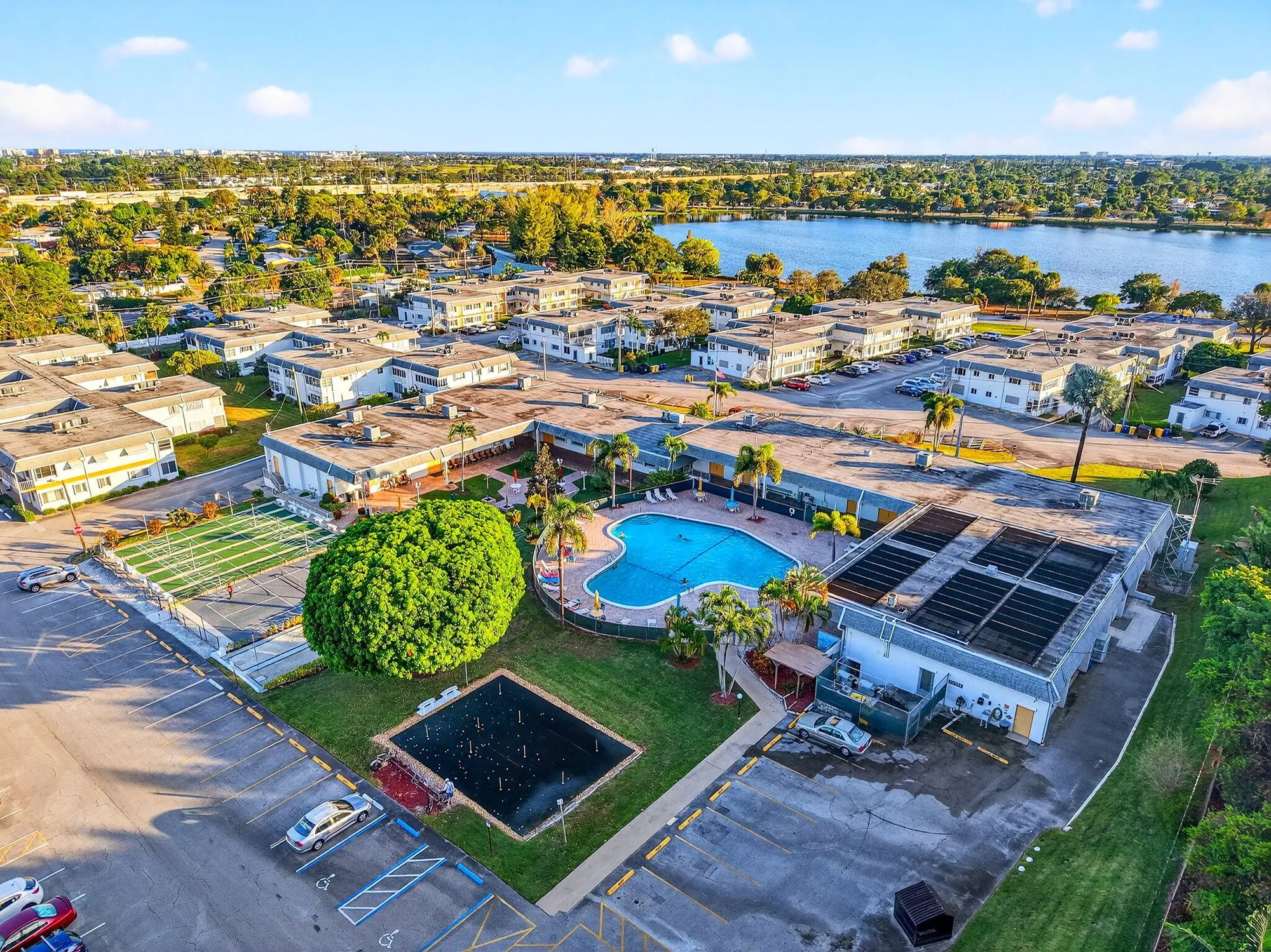 Property Slideshow image 29 of 32 | 2880 lake osborne dr 210, Lake Worth Beach, FL, 33461