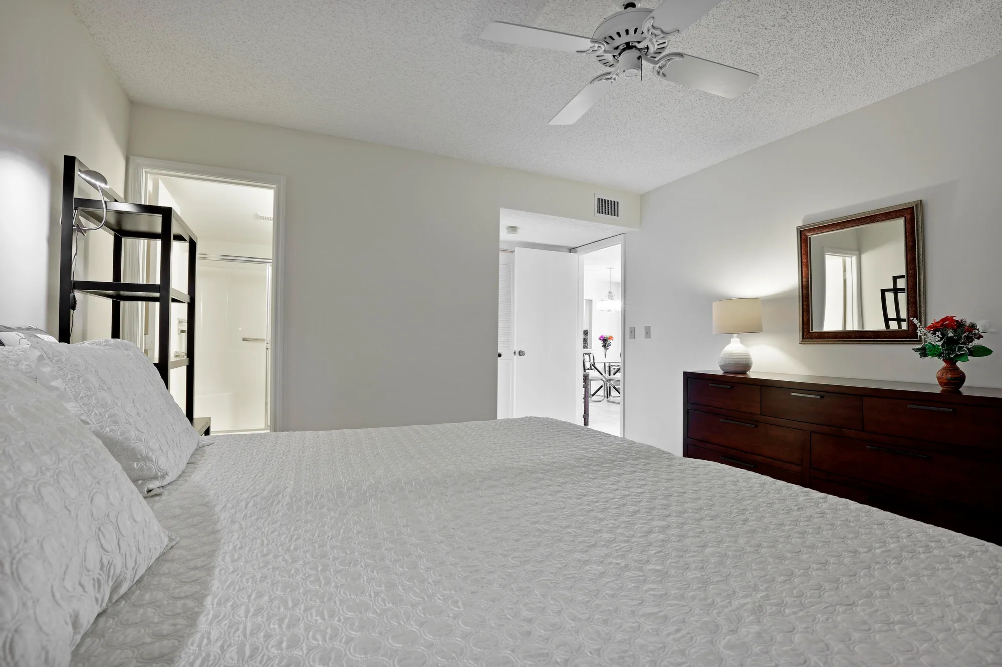 Property Slideshow image 28 of 44 | 771 sw south river dr 102, Stuart, FL, 34997