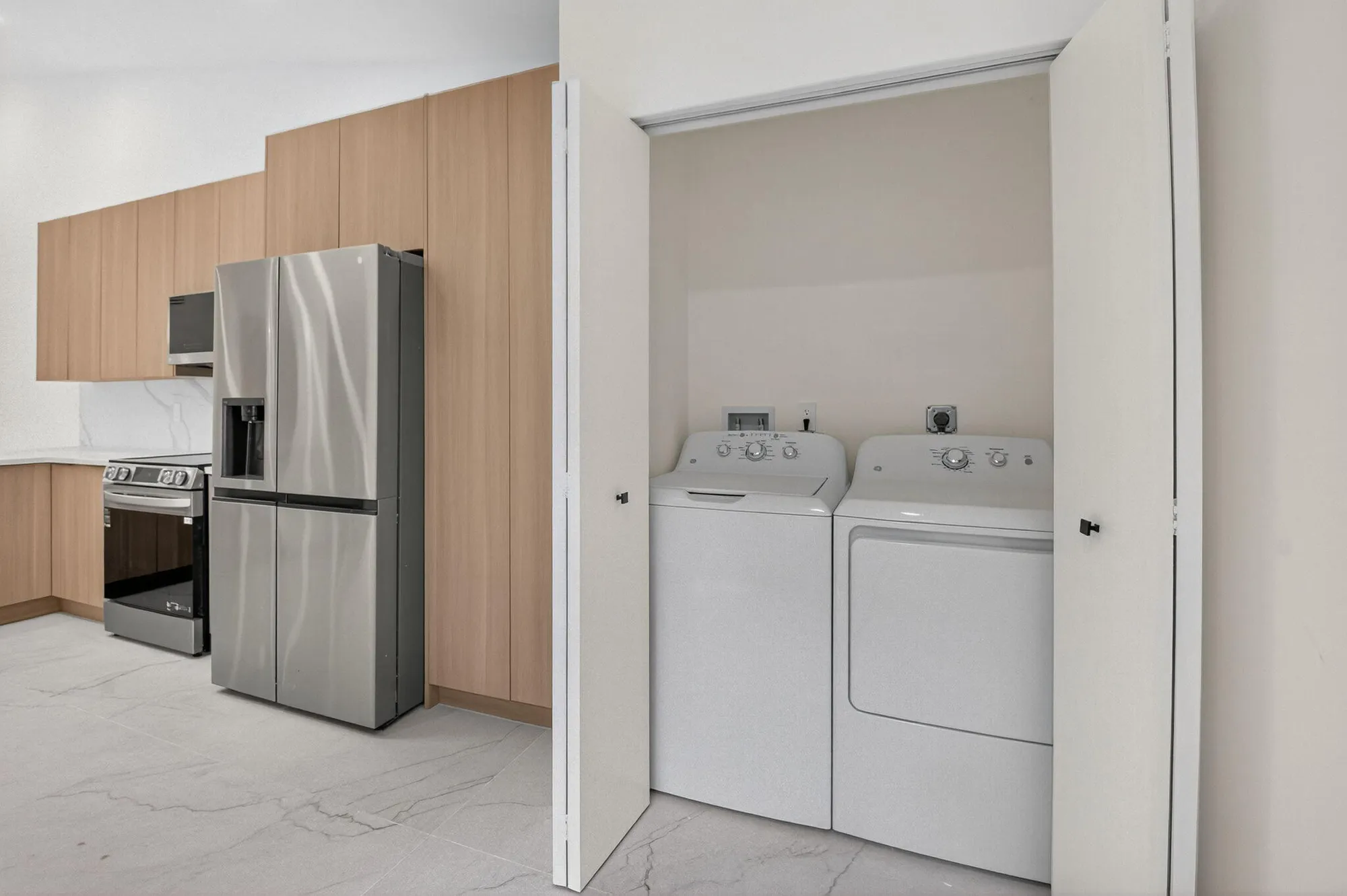 Property Slideshow image 9 of 64 | 8315 springlake dr # 8315, Boca Raton, FL, 33496