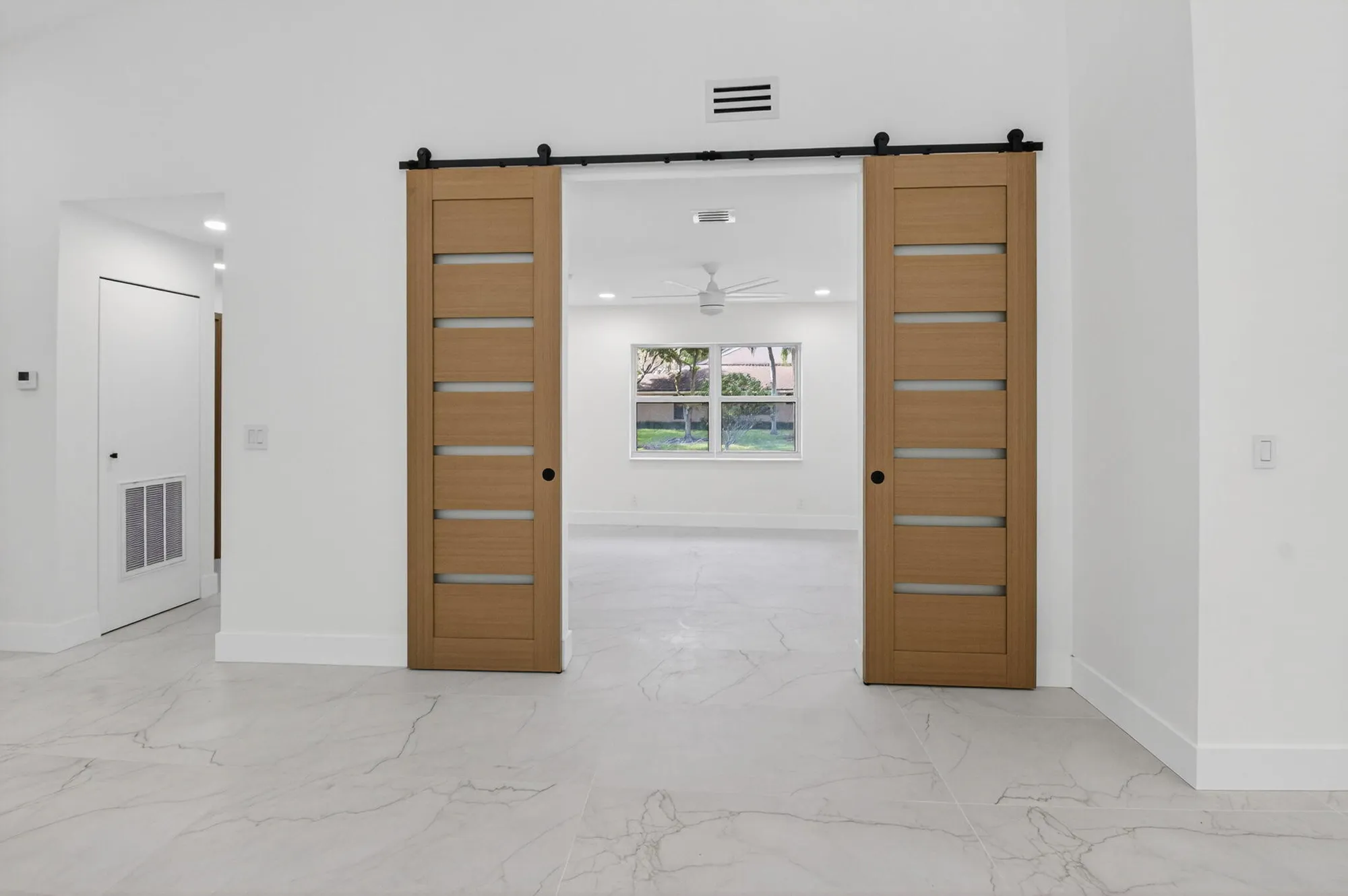 Property Slideshow image 16 of 64 | 8315 springlake dr # 8315, Boca Raton, FL, 33496