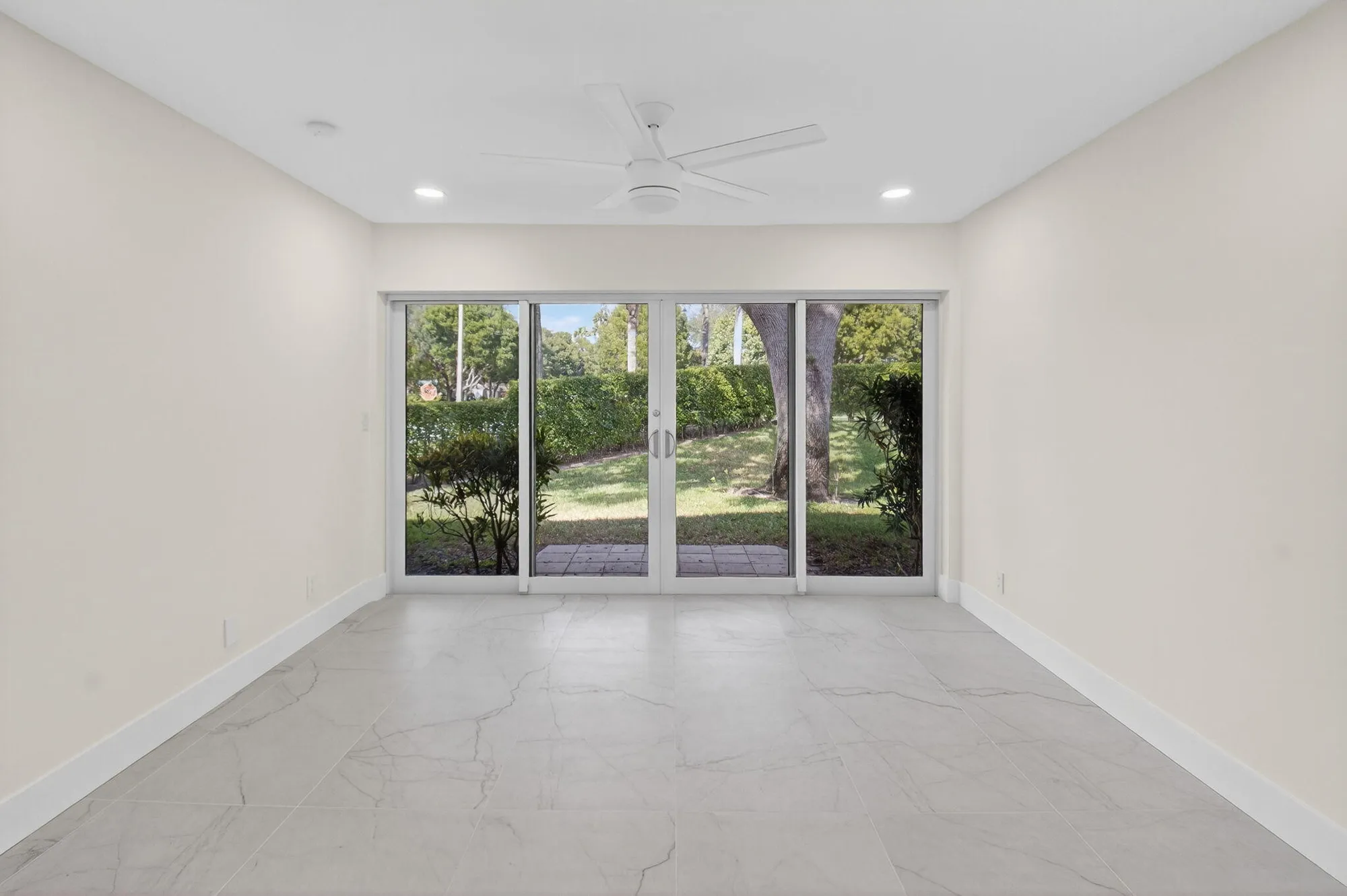 Property Slideshow image 22 of 64 | 8315 springlake dr # 8315, Boca Raton, FL, 33496