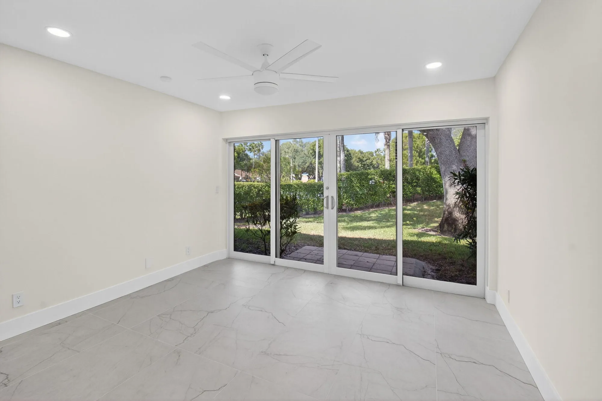 Property Slideshow image 23 of 64 | 8315 springlake dr # 8315, Boca Raton, FL, 33496