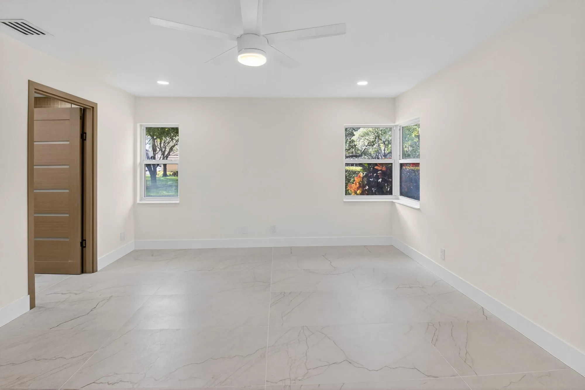 Property Slideshow image 26 of 64 | 8315 springlake dr # 8315, Boca Raton, FL, 33496