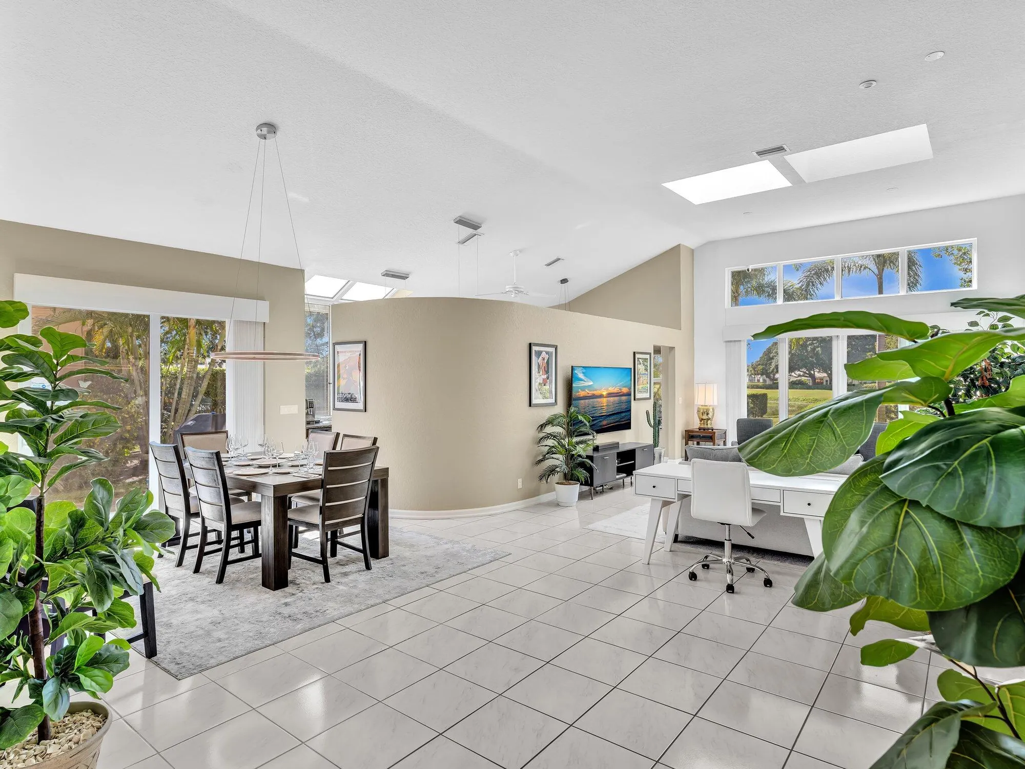 Property Slideshow image 9 of 43 | 6250 evian pl, Boynton Beach, FL, 33437
