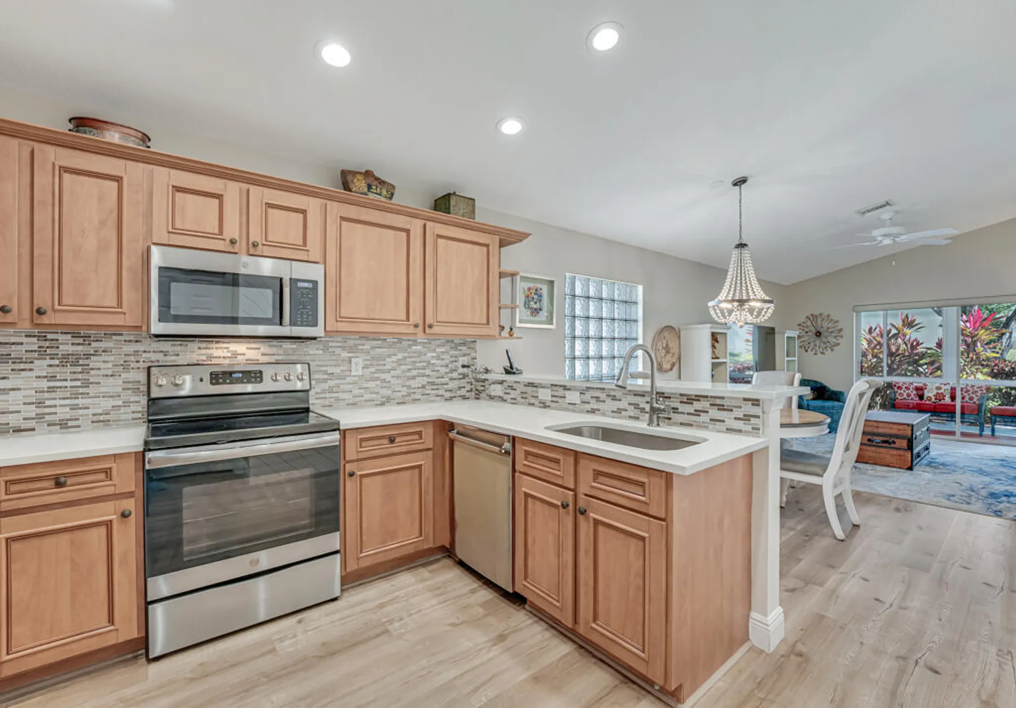Property Slideshow image 17 of 52 | 8166 duomo cir, Boynton Beach, FL, 33472