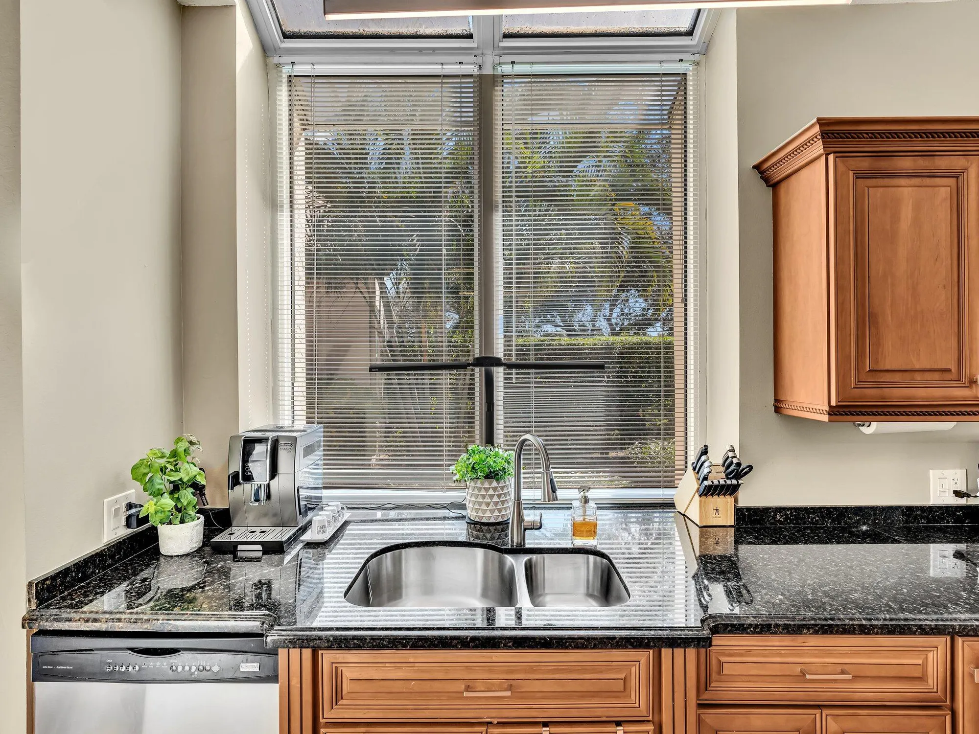 Property Slideshow image 17 of 43 | 6250 evian pl, Boynton Beach, FL, 33437