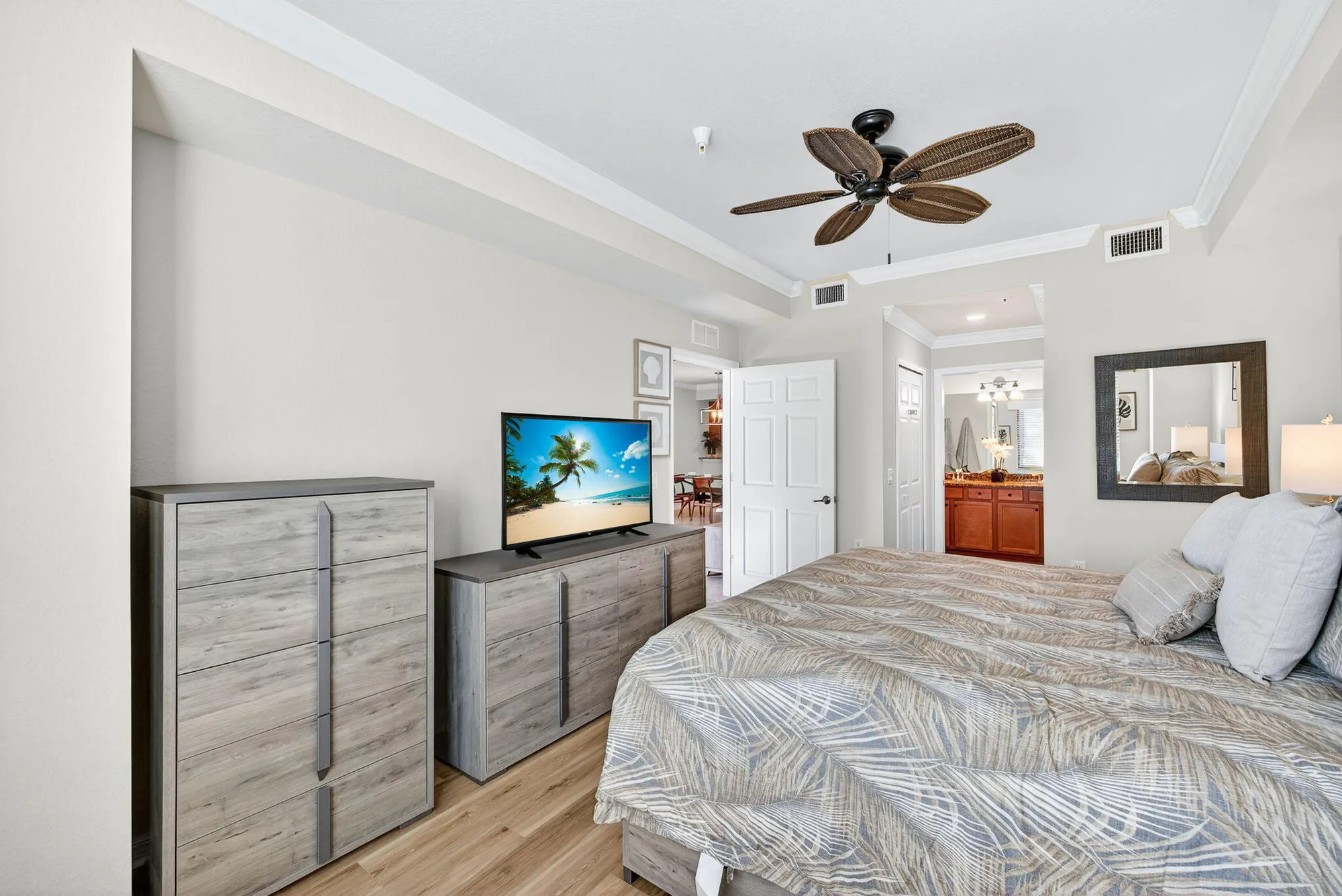 Property Slideshow image 18 of 40 | 17980 bonita national blvd 1912, Bonita Springs, FL, 34135