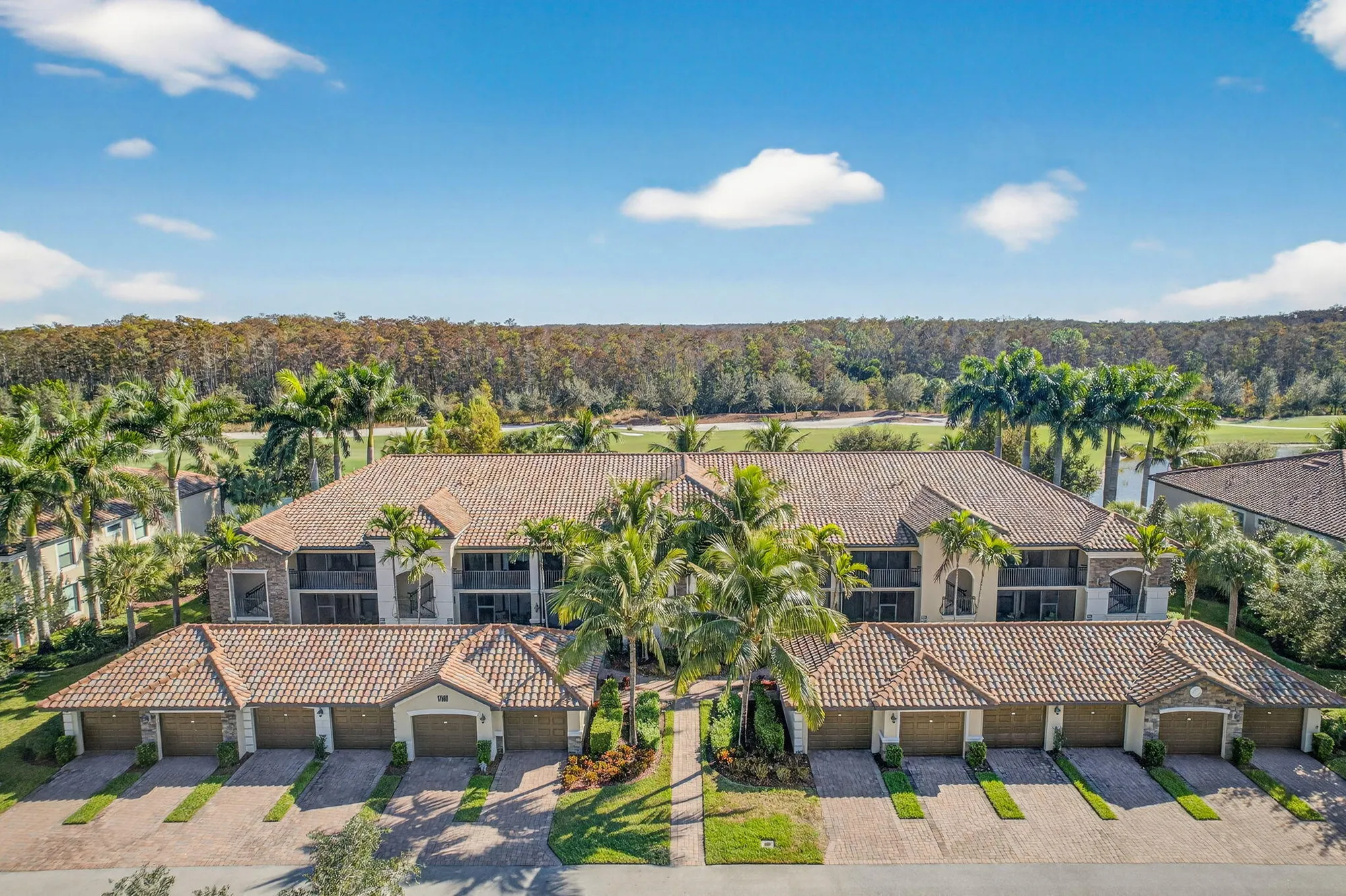 Property Slideshow image 27 of 40 | 17980 bonita national blvd 1912, Bonita Springs, FL, 34135