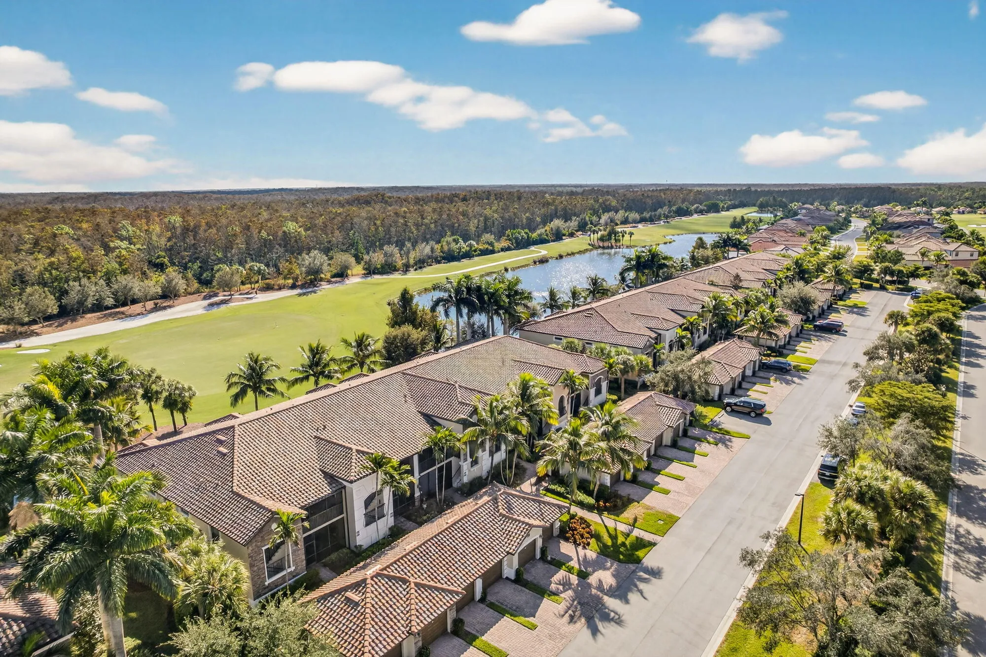 Property Slideshow image 31 of 40 | 17980 bonita national blvd 1912, Bonita Springs, FL, 34135