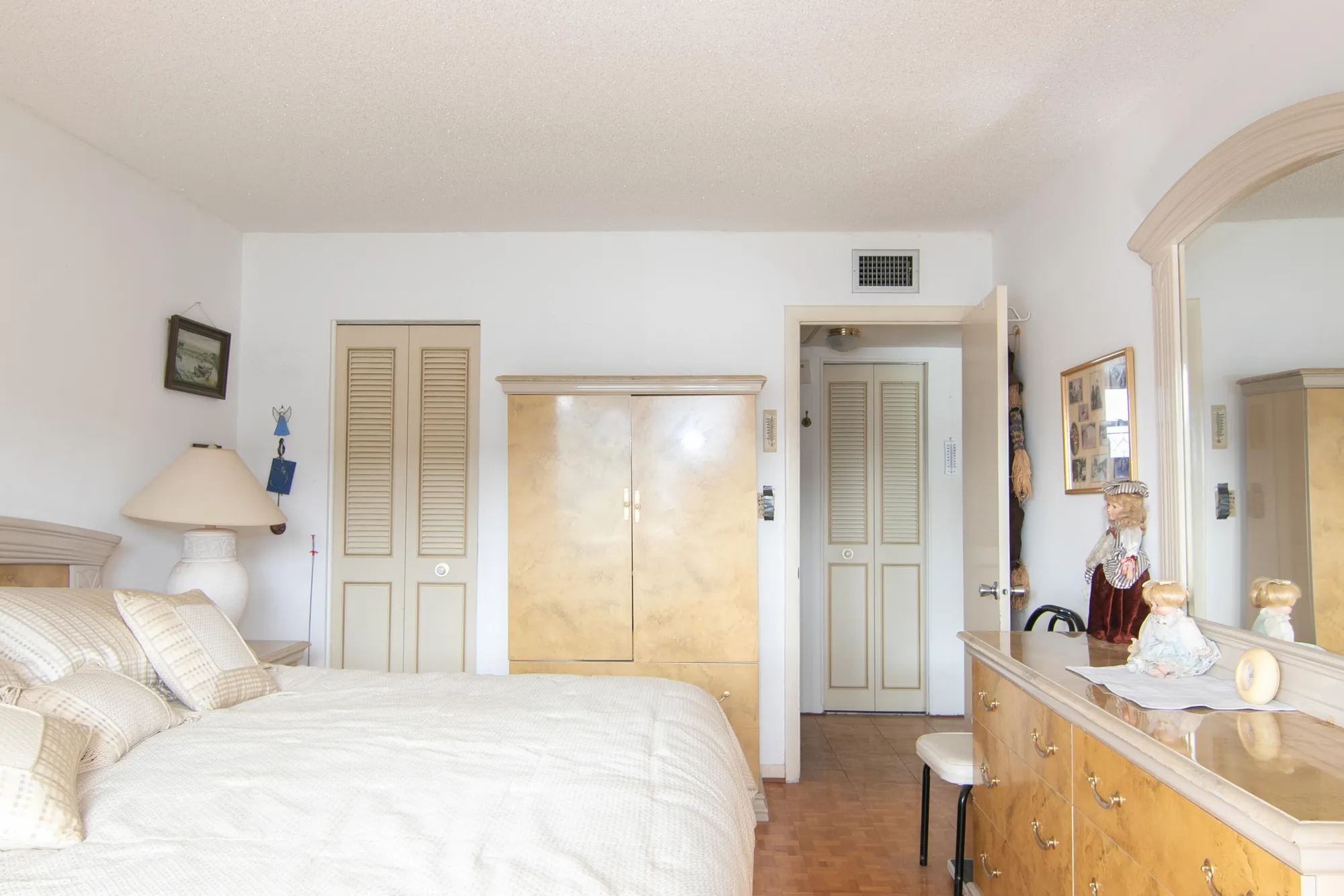 Property Slideshow image 12 of 34 | 2668 garden dr 108, Lake Worth, FL, 33461