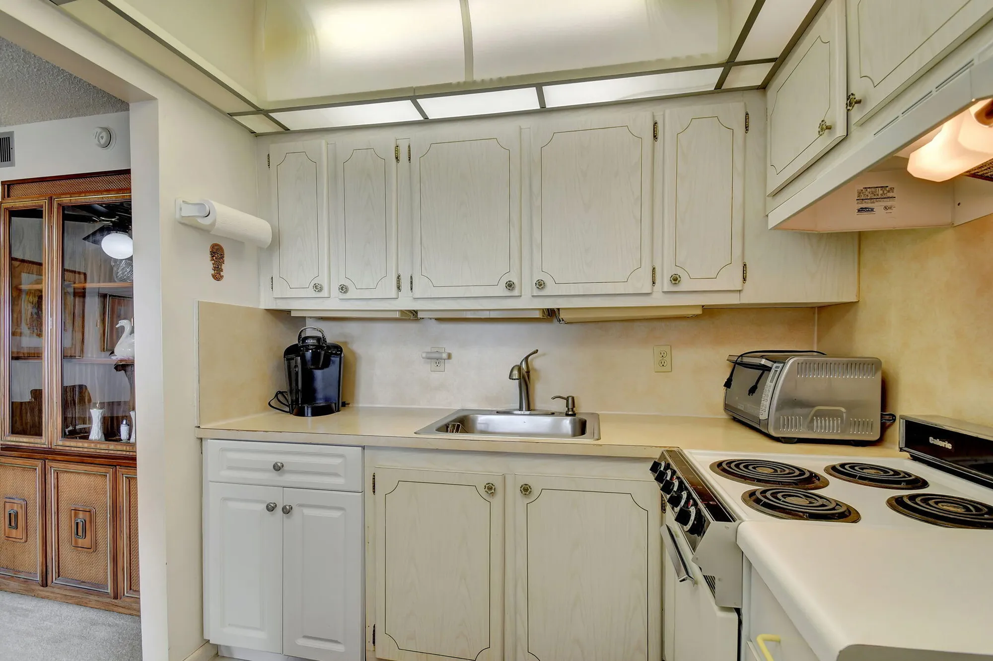 Property Slideshow image 9 of 40 | 449 dover c, West Palm Beach, FL, 33417