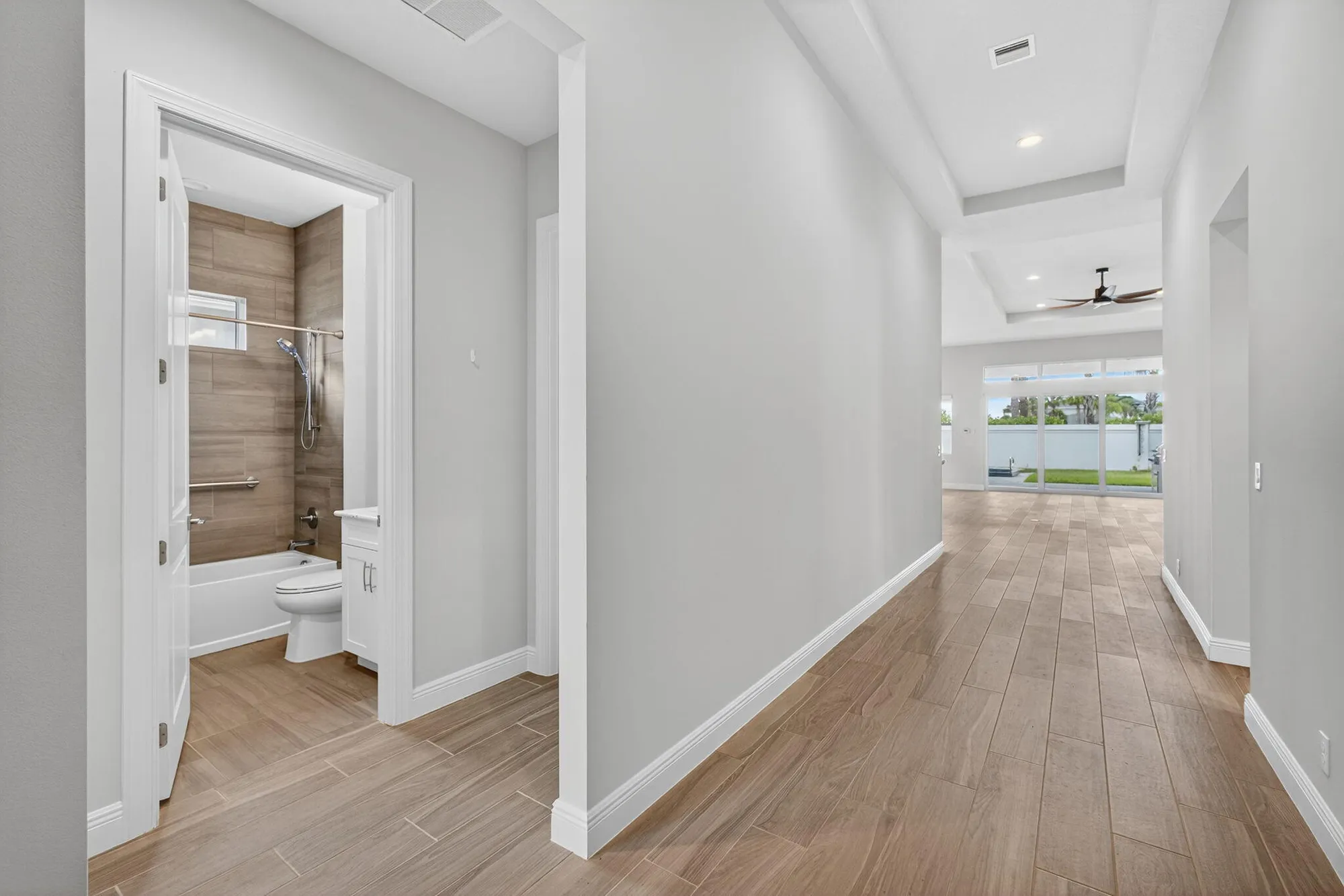 Property Slideshow image 5 of 96 | 9901 regency way, Palm Beach Gardens, FL, 33412