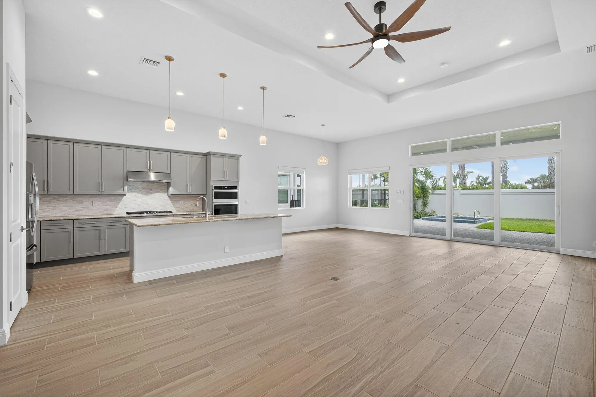 Property Slideshow image 10 of 96 | 9901 regency way, Palm Beach Gardens, FL, 33412