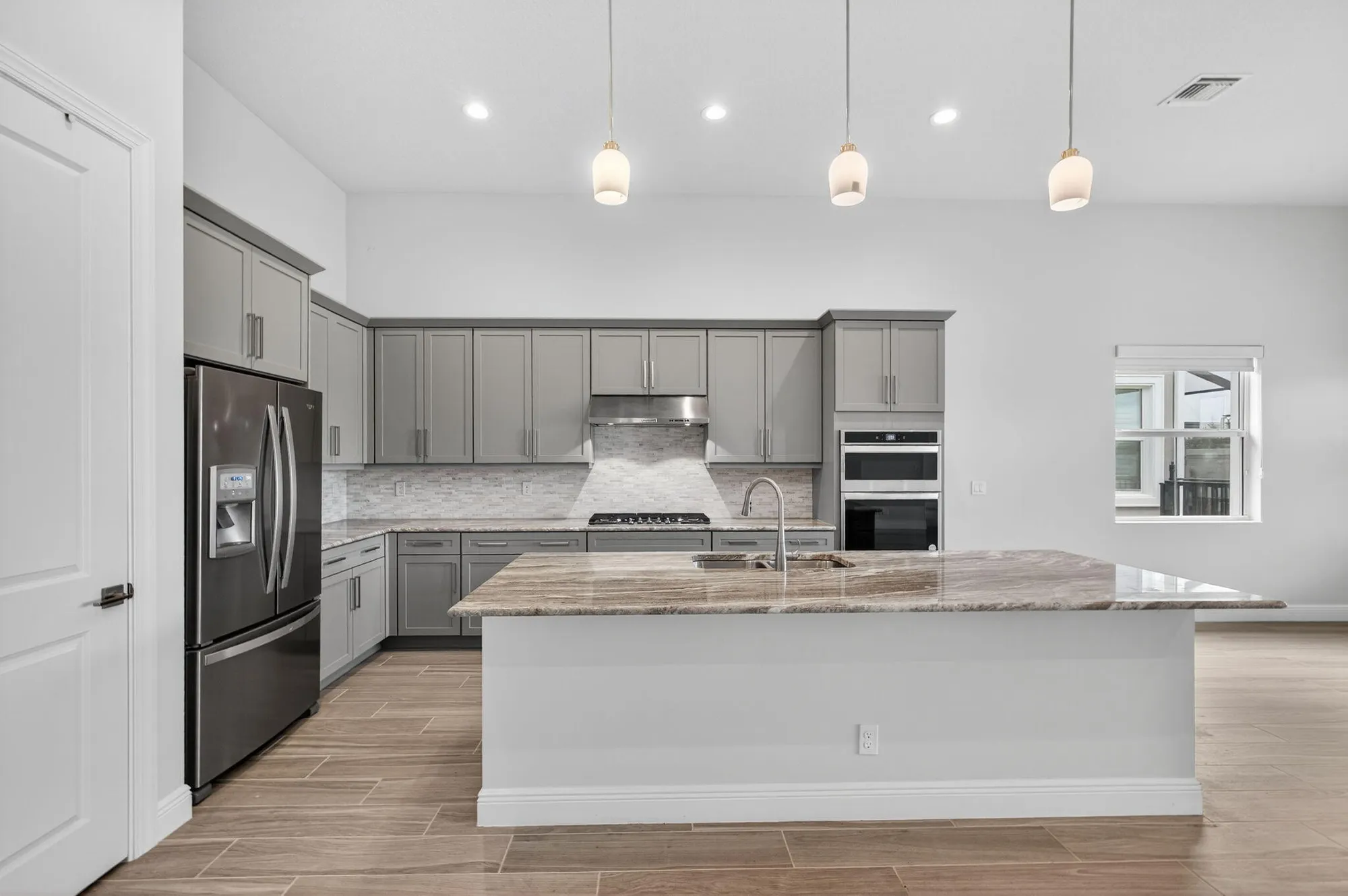 Property Slideshow image 14 of 96 | 9901 regency way, Palm Beach Gardens, FL, 33412