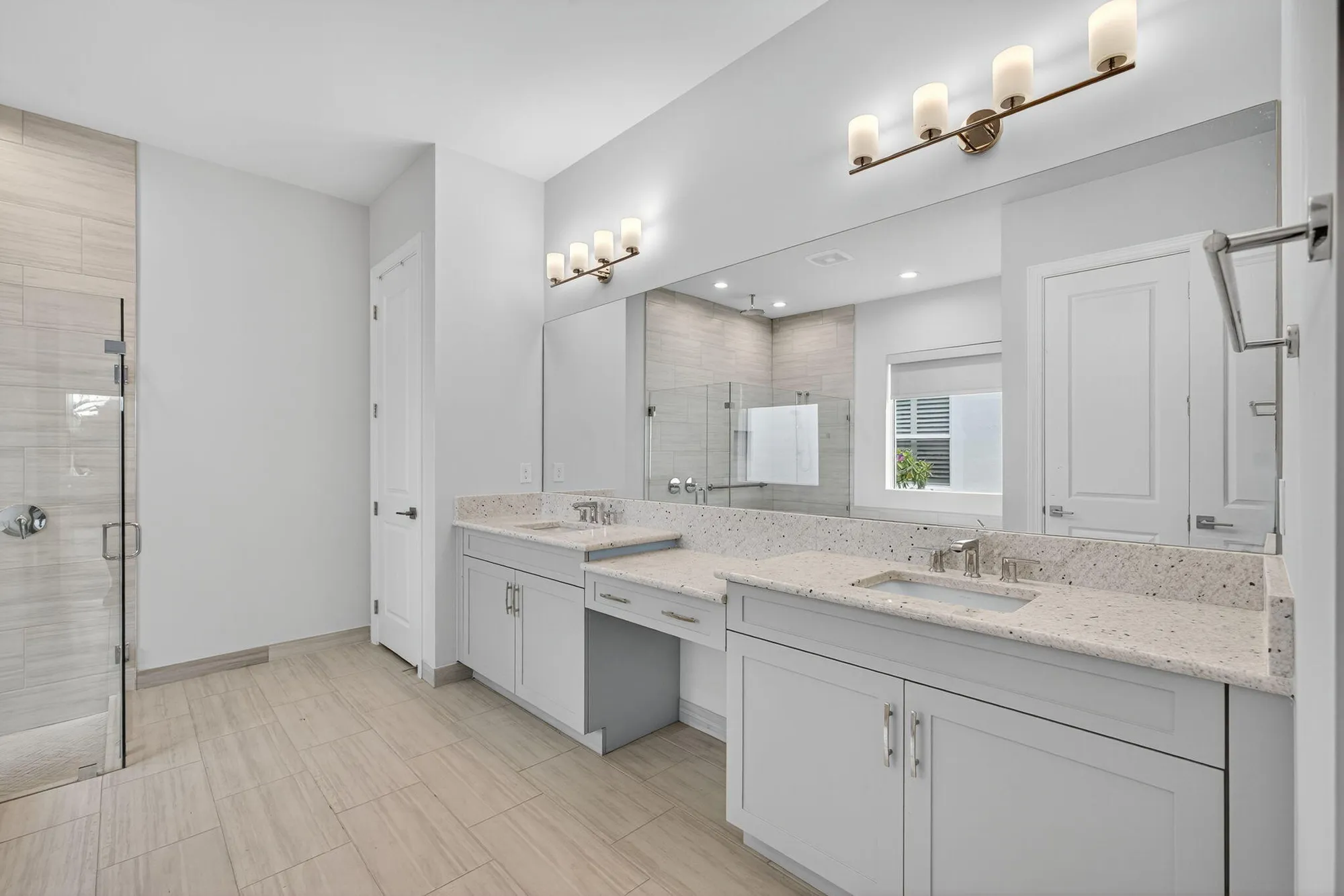 Property Slideshow image 23 of 96 | 9901 regency way, Palm Beach Gardens, FL, 33412