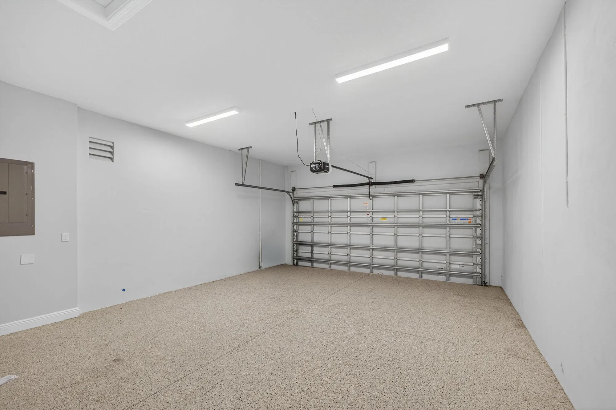 Property Slideshow image 32 of 96 | 9901 regency way, Palm Beach Gardens, FL, 33412