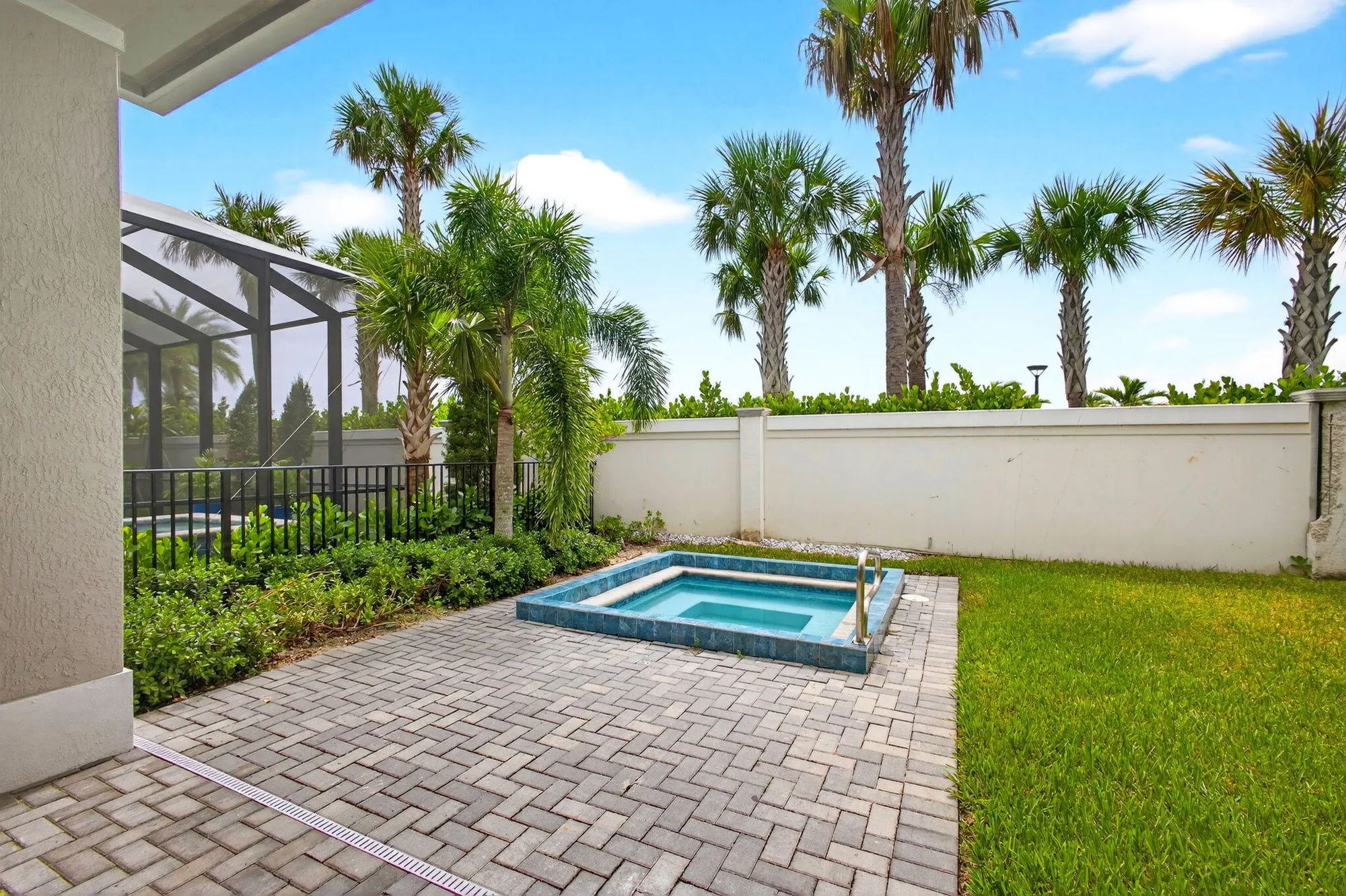 Property Slideshow image 37 of 96 | 9901 regency way, Palm Beach Gardens, FL, 33412