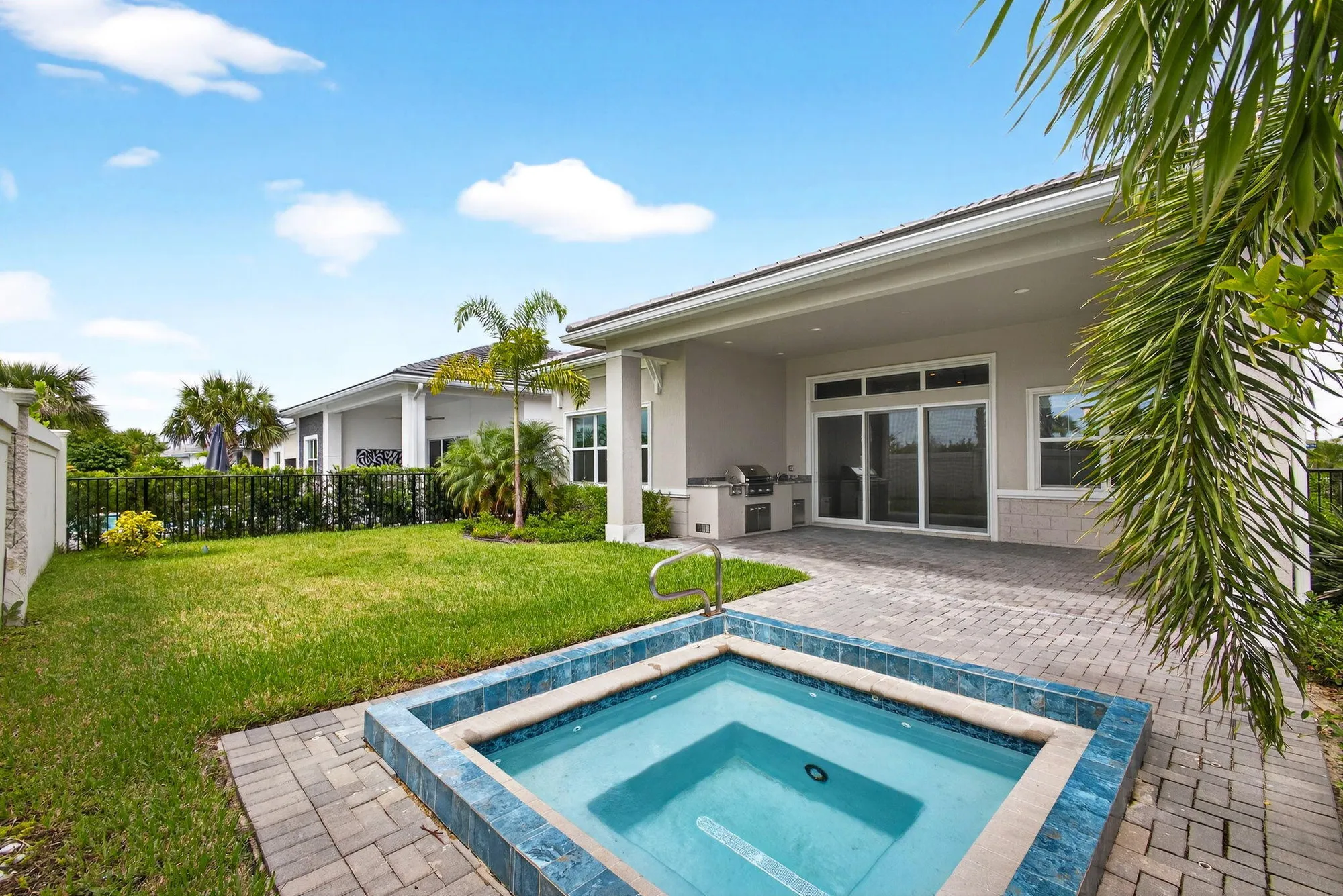 Property Slideshow image 38 of 96 | 9901 regency way, Palm Beach Gardens, FL, 33412