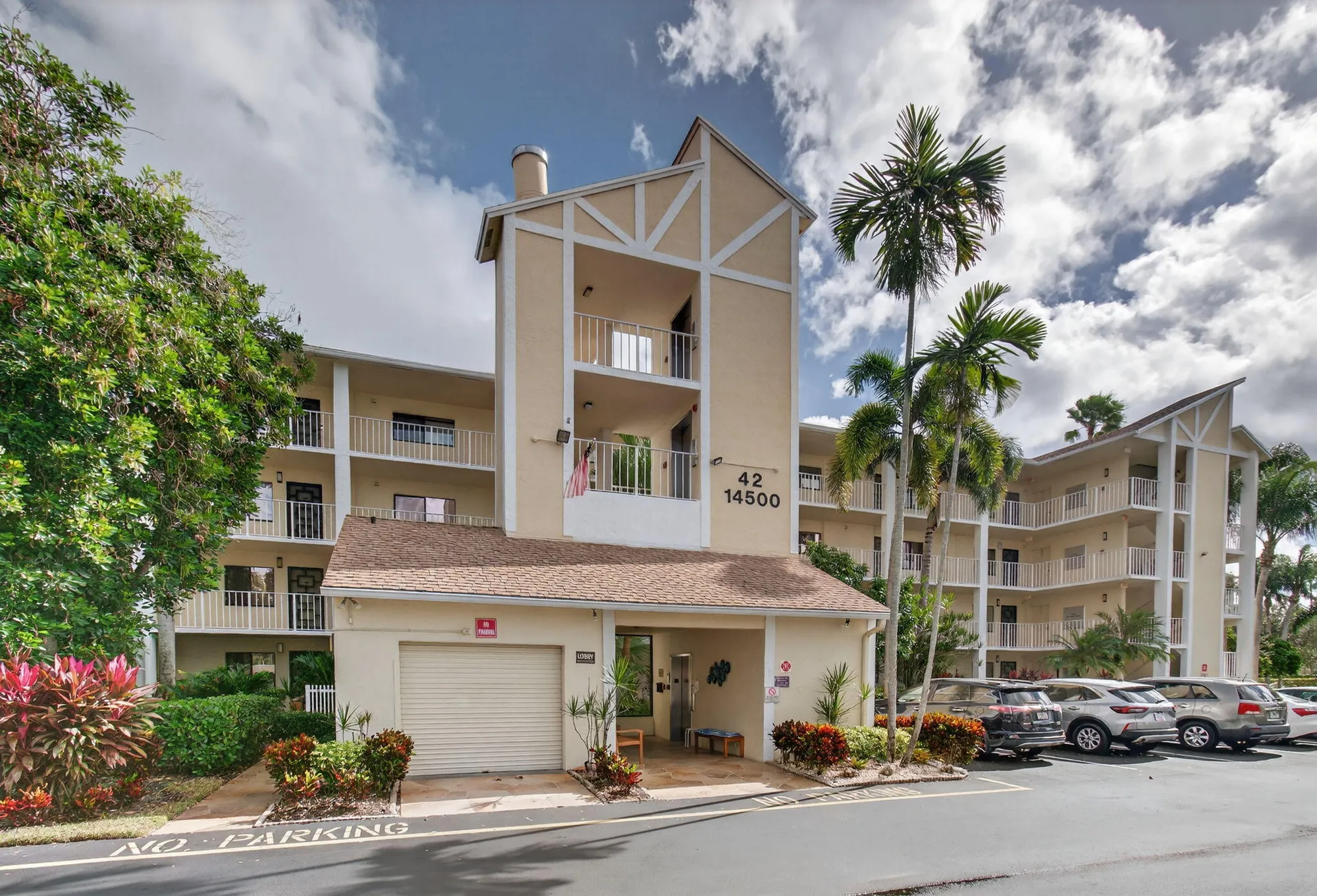 Property Slideshow image 3 of 94 | 14500 stirling way 206, Delray Beach, FL, 33446