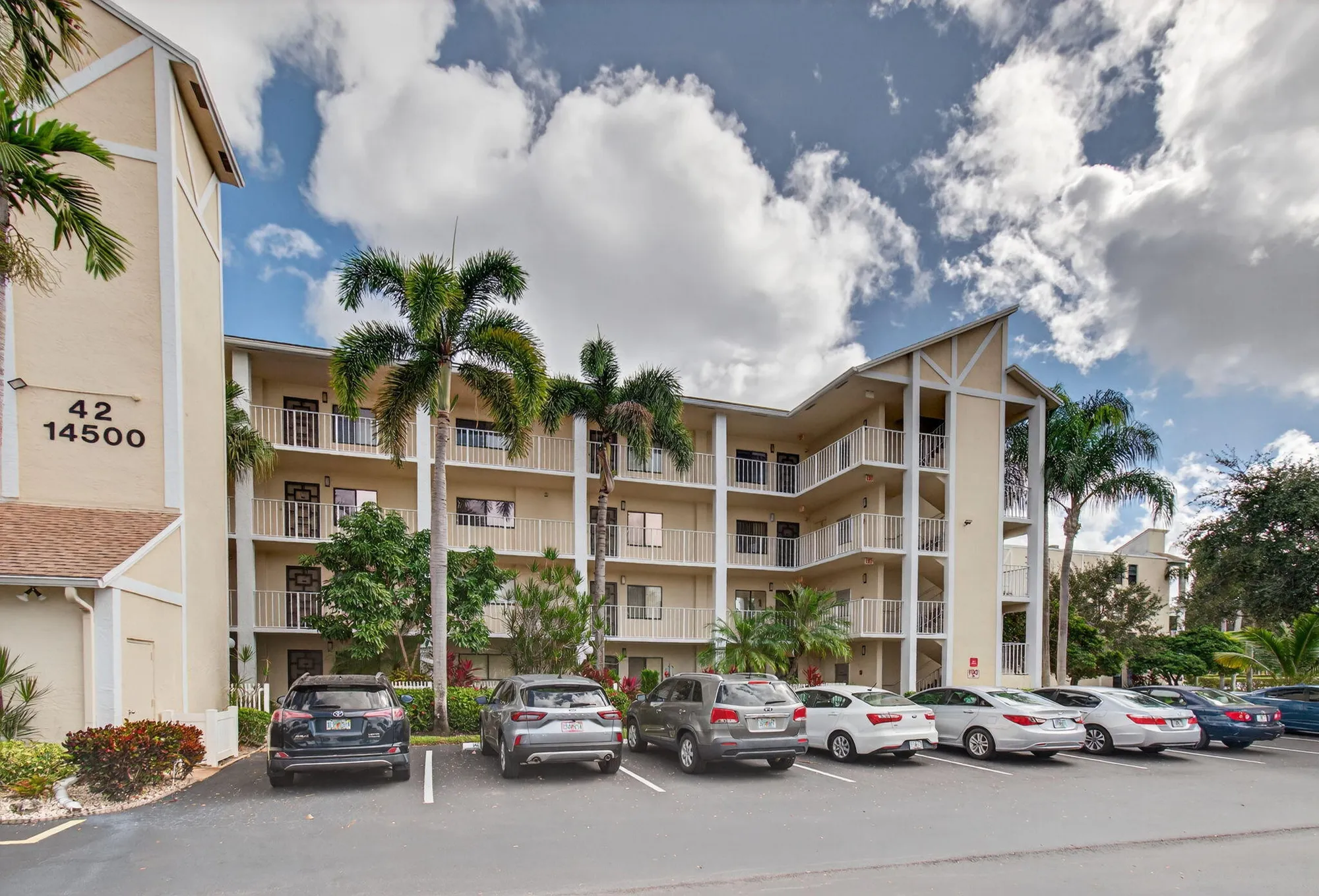 Property Slideshow image 4 of 94 | 14500 stirling way 206, Delray Beach, FL, 33446