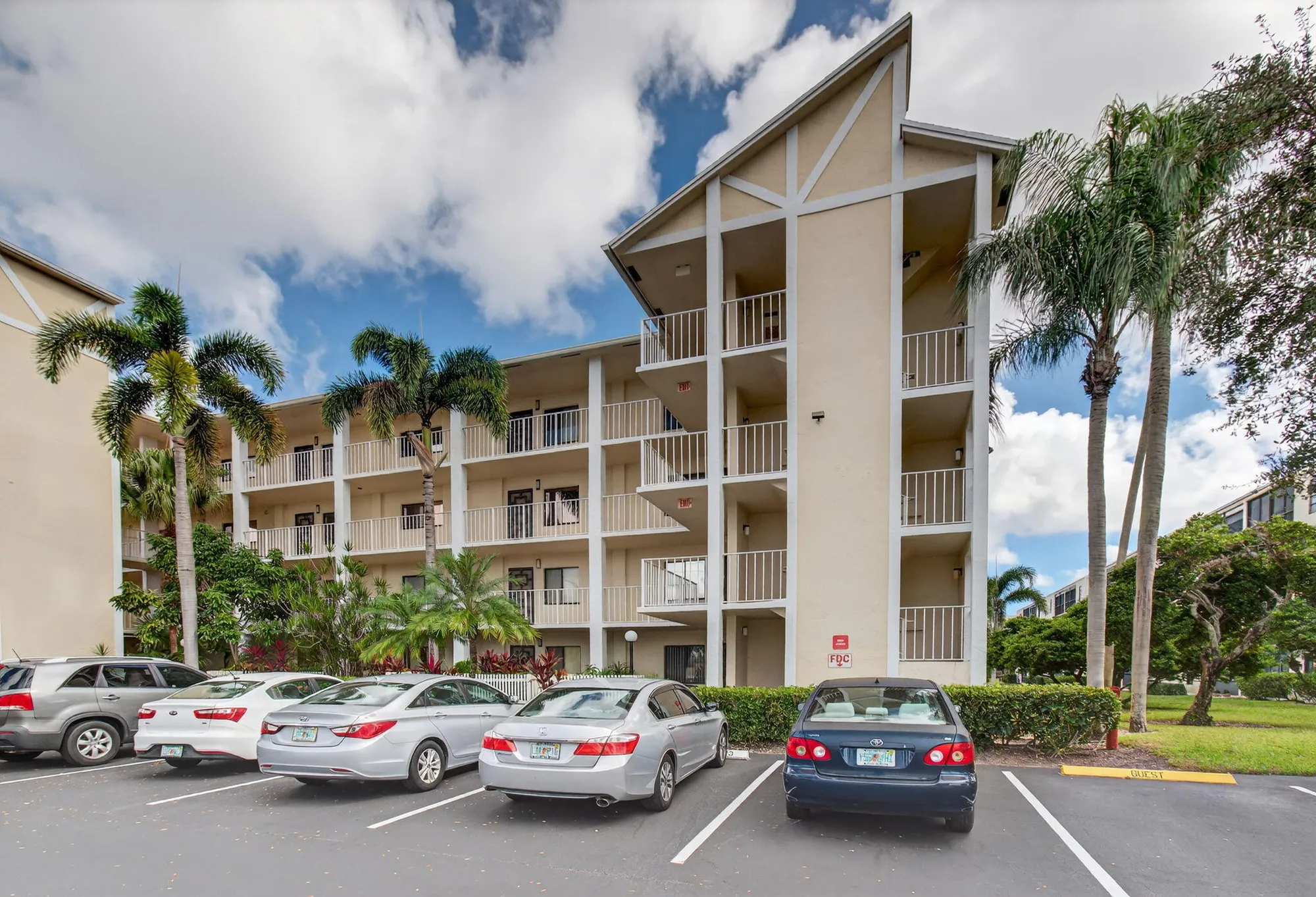 Property Slideshow image 6 of 94 | 14500 stirling way 206, Delray Beach, FL, 33446