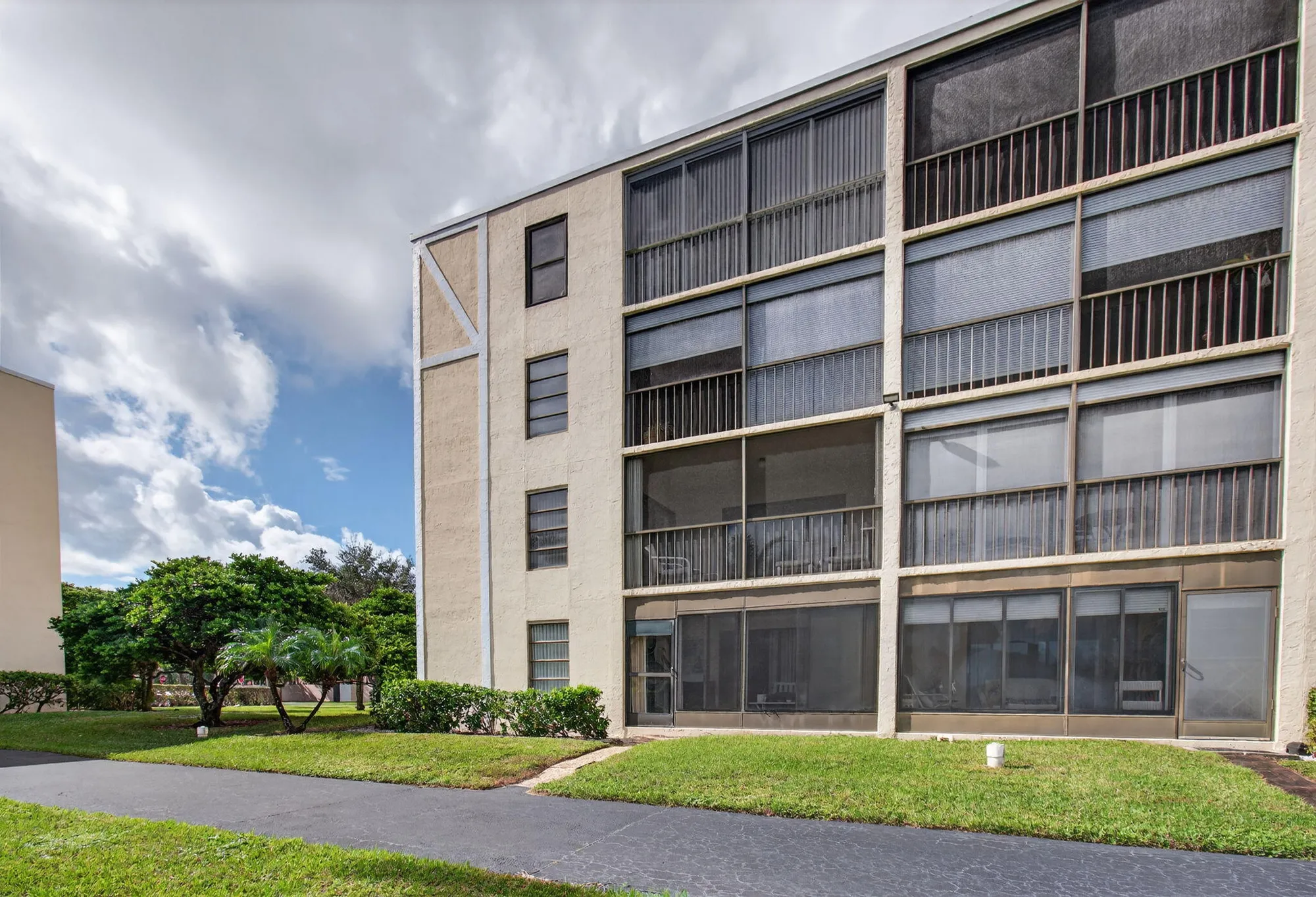 Property Slideshow image 62 of 94 | 14500 stirling way 206, Delray Beach, FL, 33446