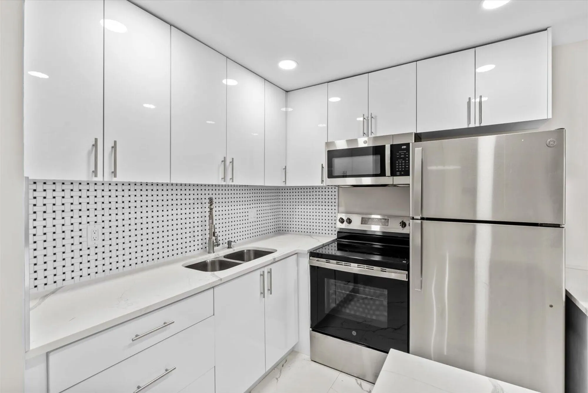 Property Slideshow image 9 of 23 | 17 andover a, West Palm Beach, FL, 33417