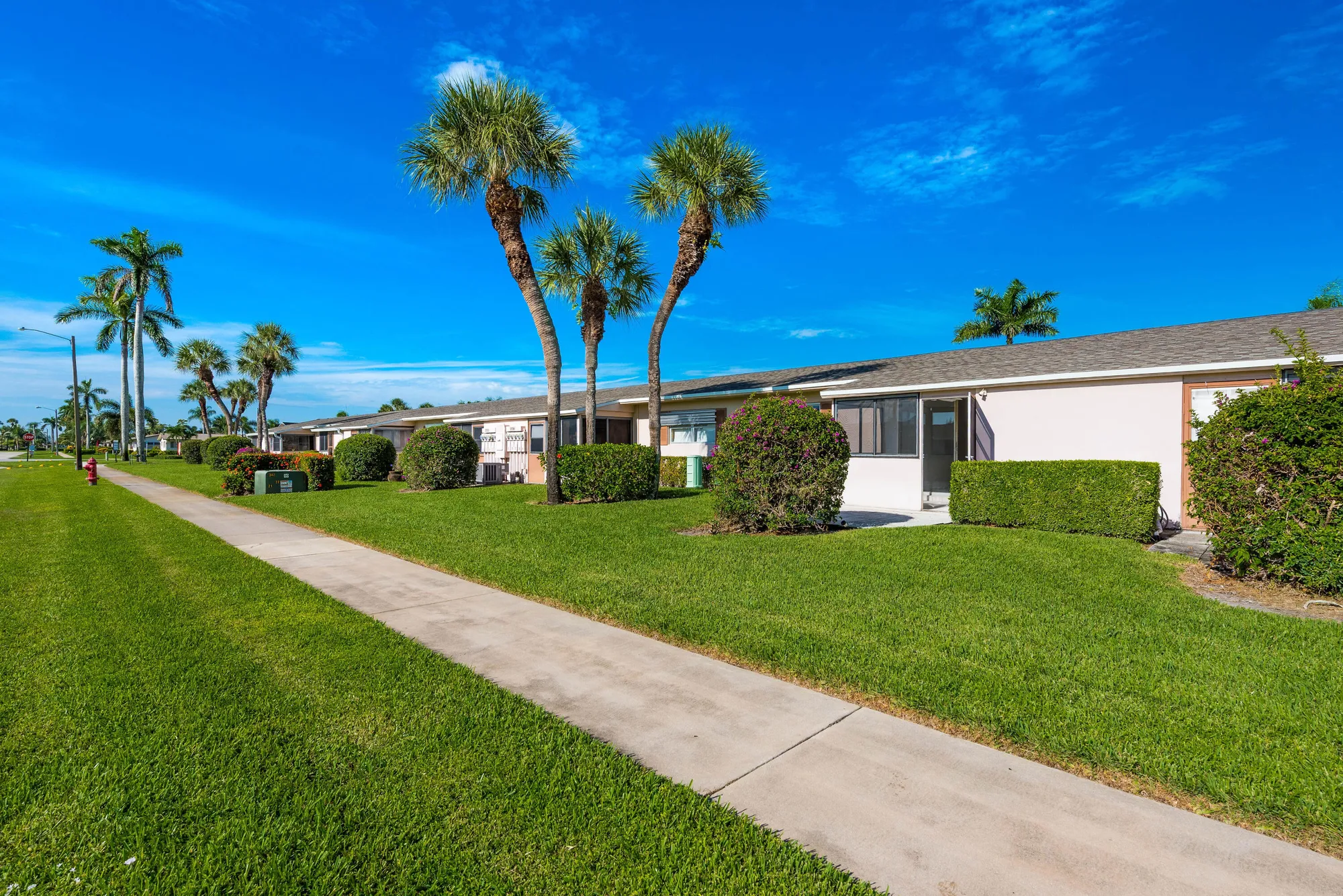 Property Slideshow image 14 of 28 | 2739 dudley dr d, West Palm Beach, FL, 33415