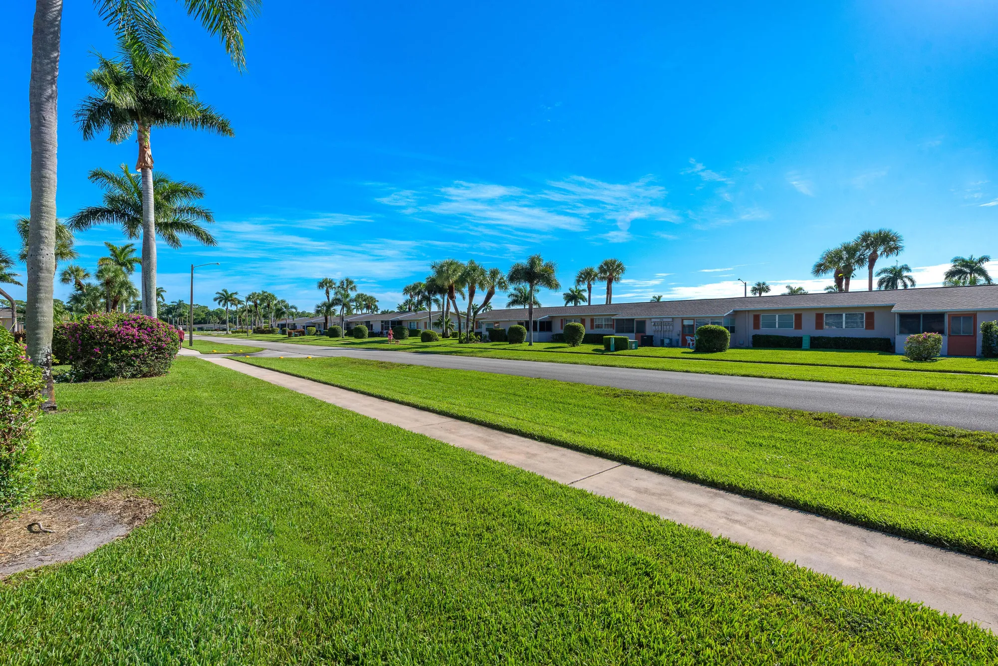 Property Slideshow image 23 of 28 | 2739 dudley dr d, West Palm Beach, FL, 33415