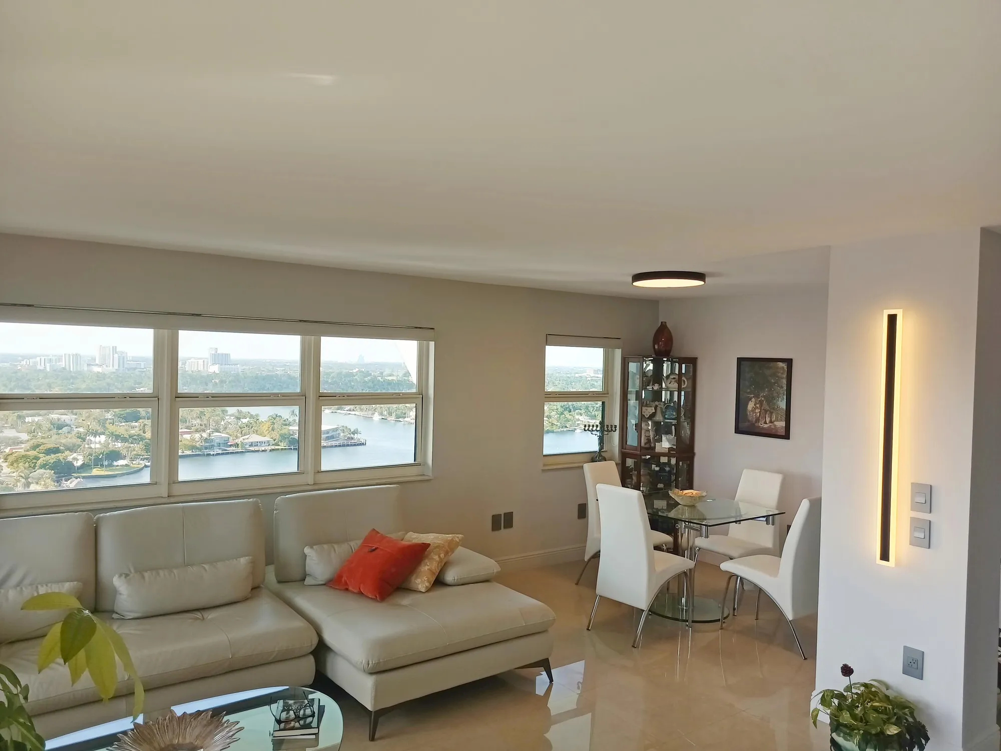 Property Slideshow image 14 of 21 | 1201 s ocean dr 2512s, Hollywood, FL, 33019