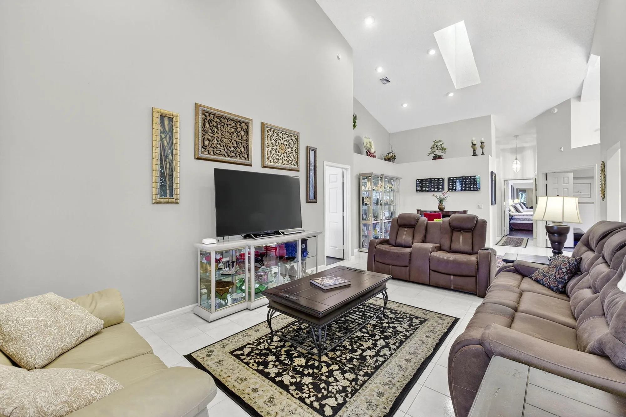 Property Slideshow image 13 of 56 | 6185 greenspointe dr, Boynton Beach, FL, 33437