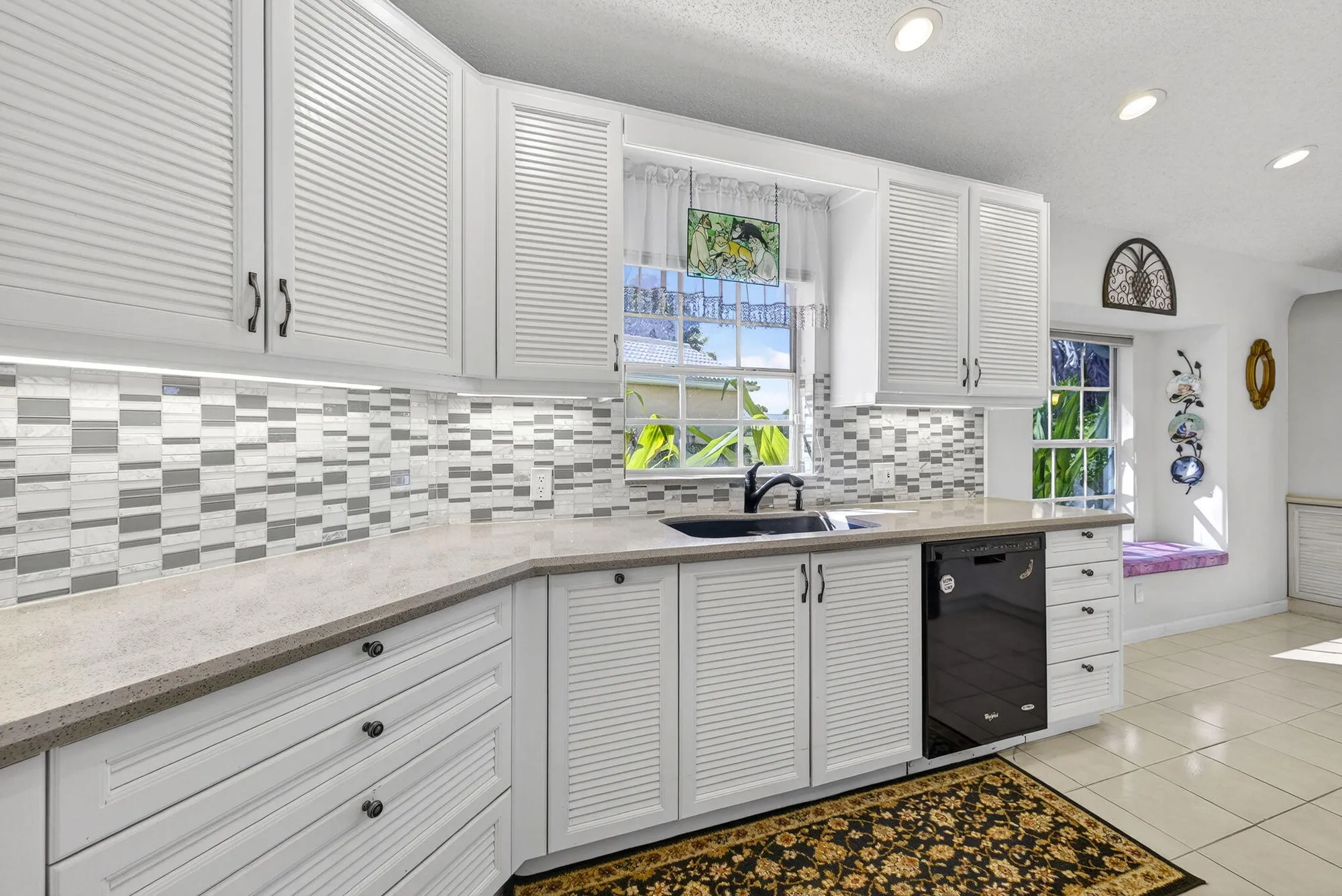Property Slideshow image 16 of 56 | 6185 greenspointe dr, Boynton Beach, FL, 33437