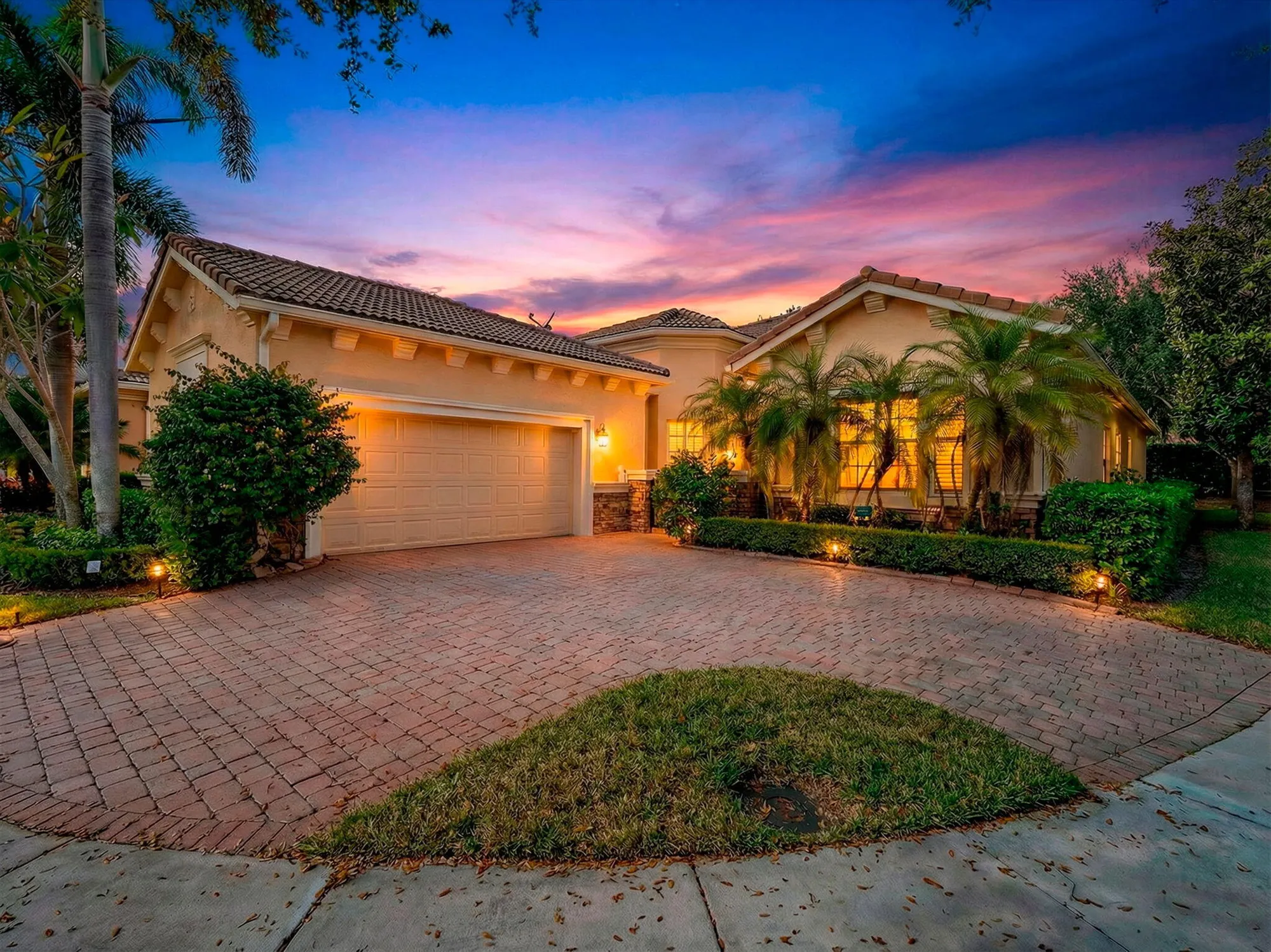 Property Slideshow image 3 of 64 | 9360 sw nuova way, Port Saint Lucie, FL, 34986