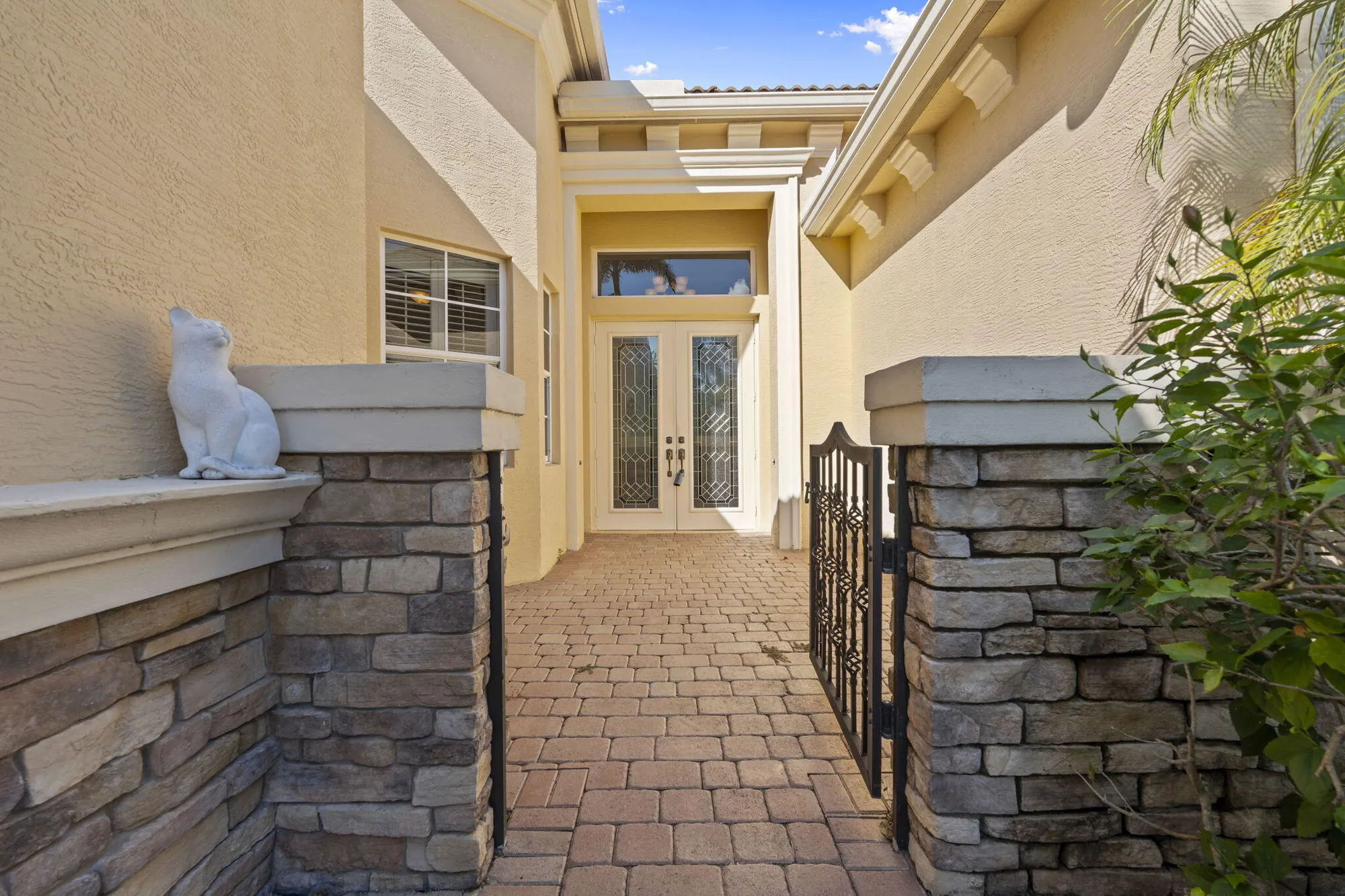 Property Slideshow image 5 of 64 | 9360 sw nuova way, Port Saint Lucie, FL, 34986