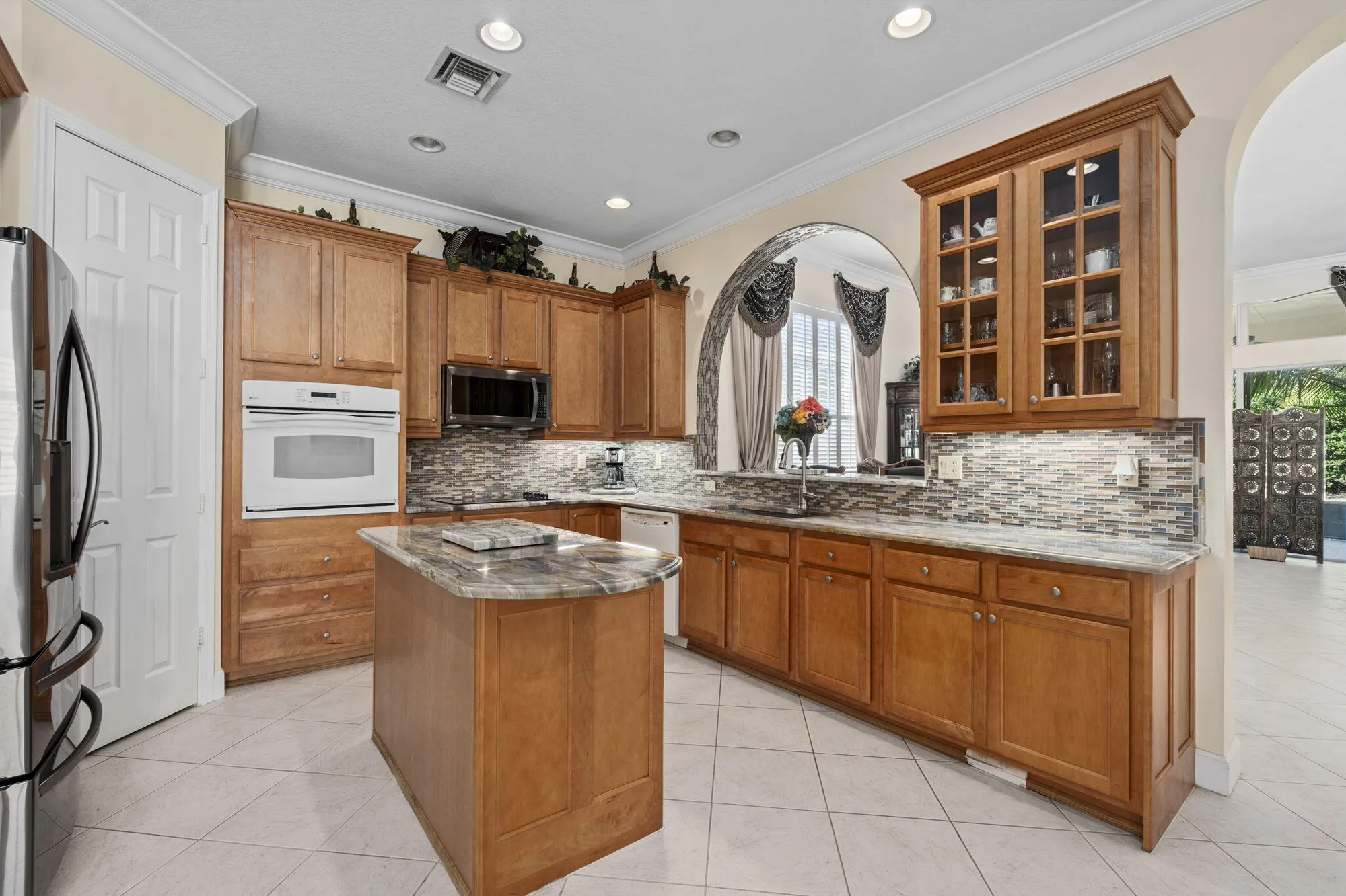 Property Slideshow image 17 of 64 | 9360 sw nuova way, Port Saint Lucie, FL, 34986