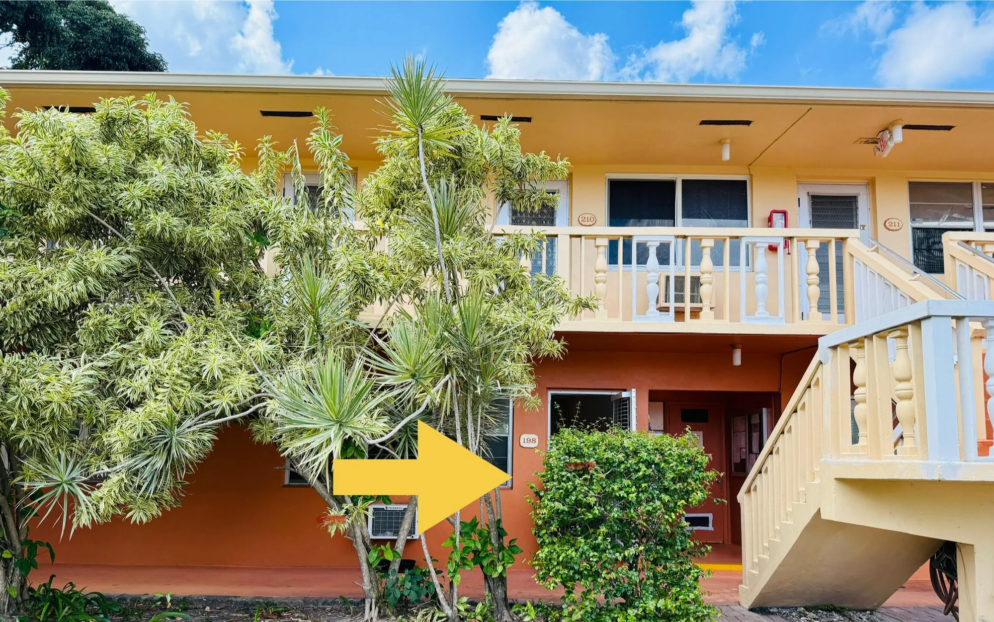 Property Slideshow image 1 of 33 | 198 salisbury i, West Palm Beach, FL, 33417